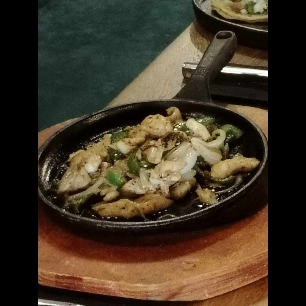 Especialidades - Fajitas de Pollo