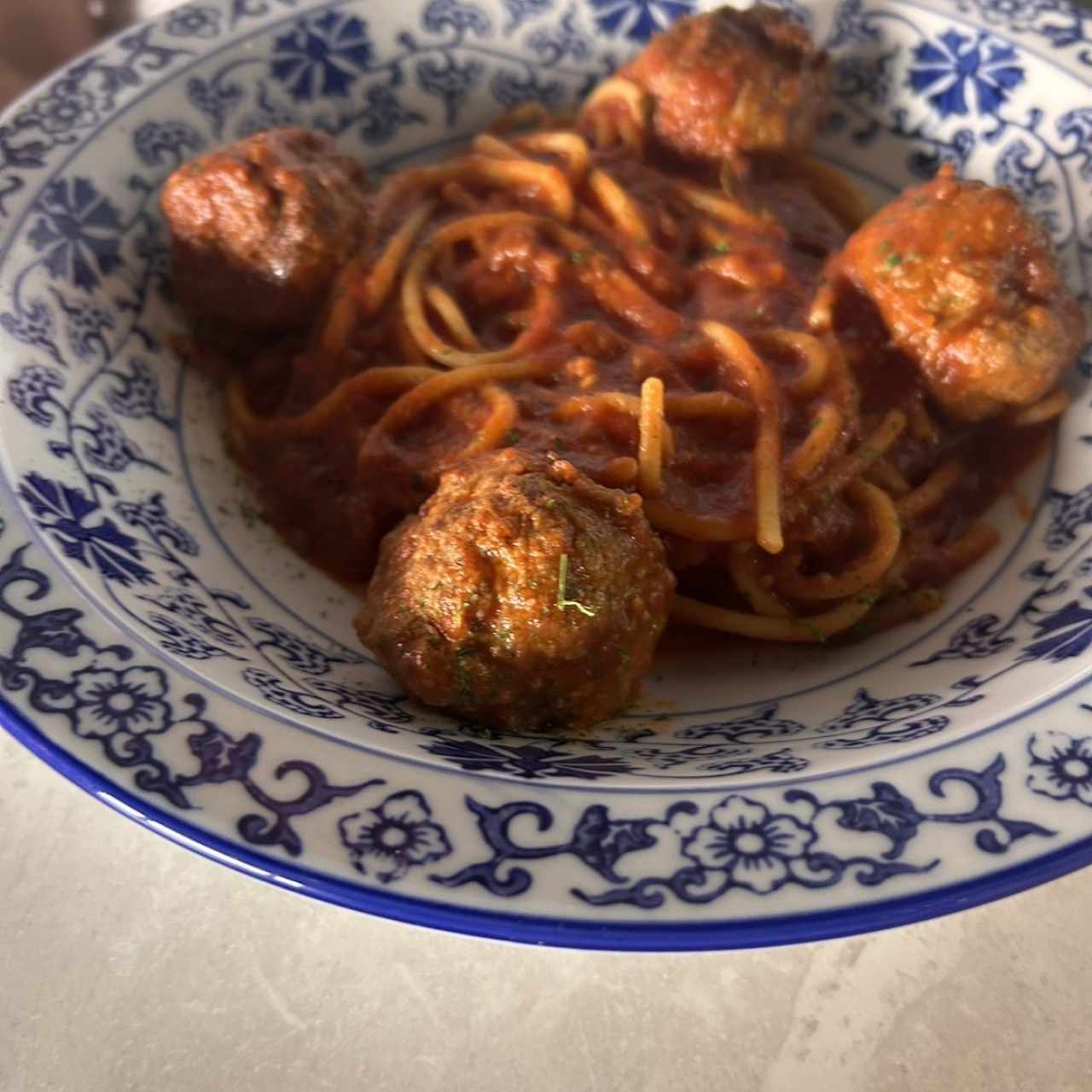 Espaguetti con albondigas
