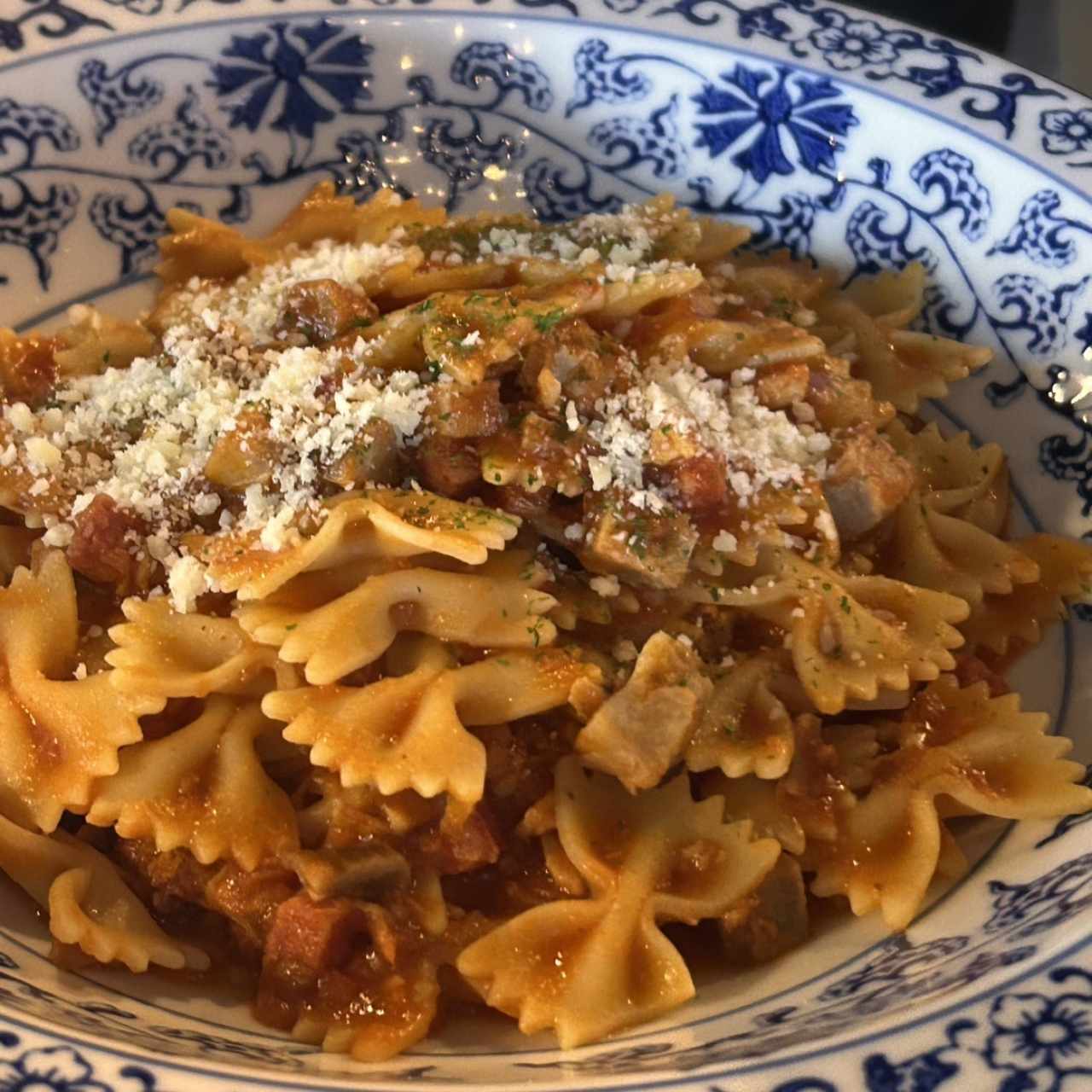 Pasta con chorizo
