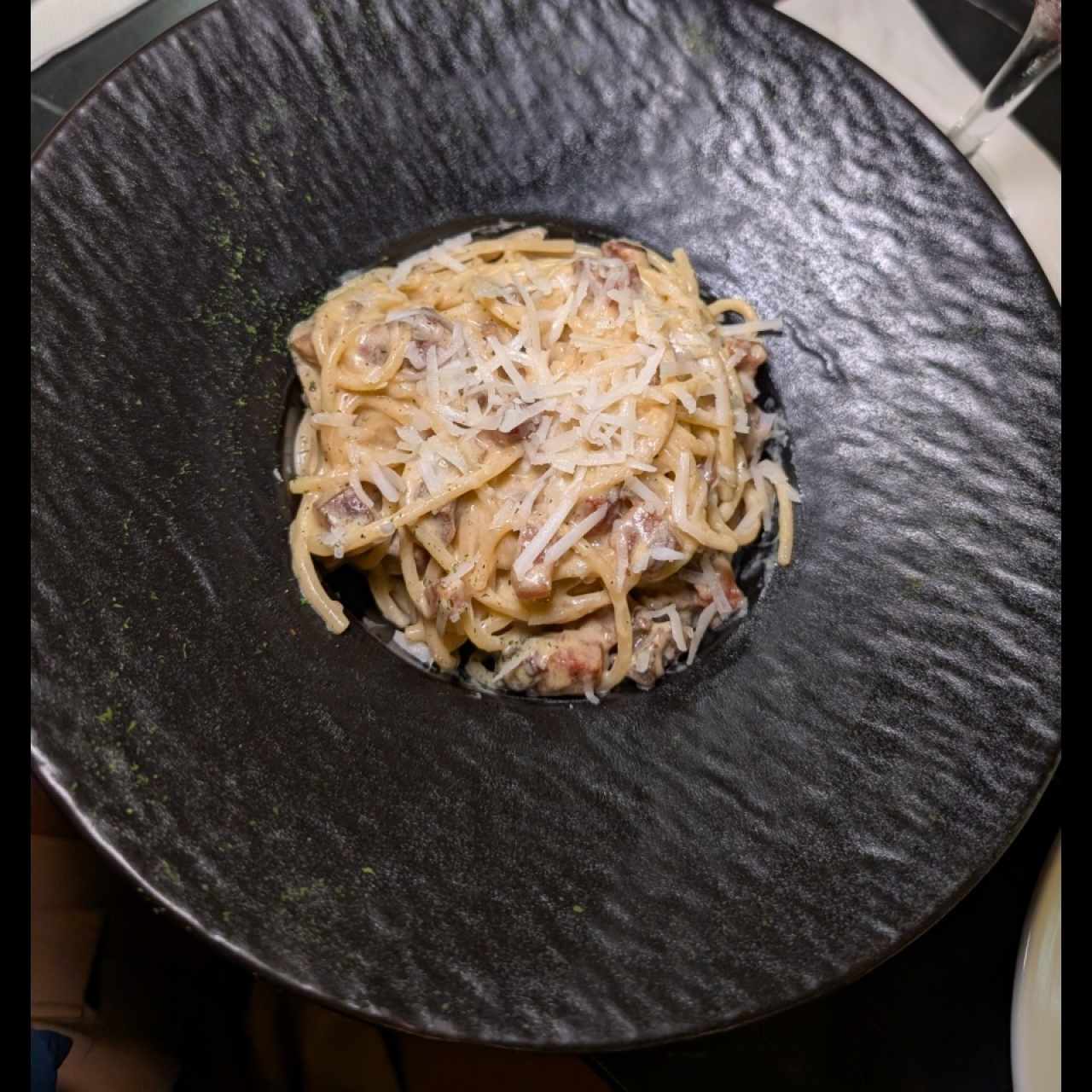 Spaghetti a la carbonara 