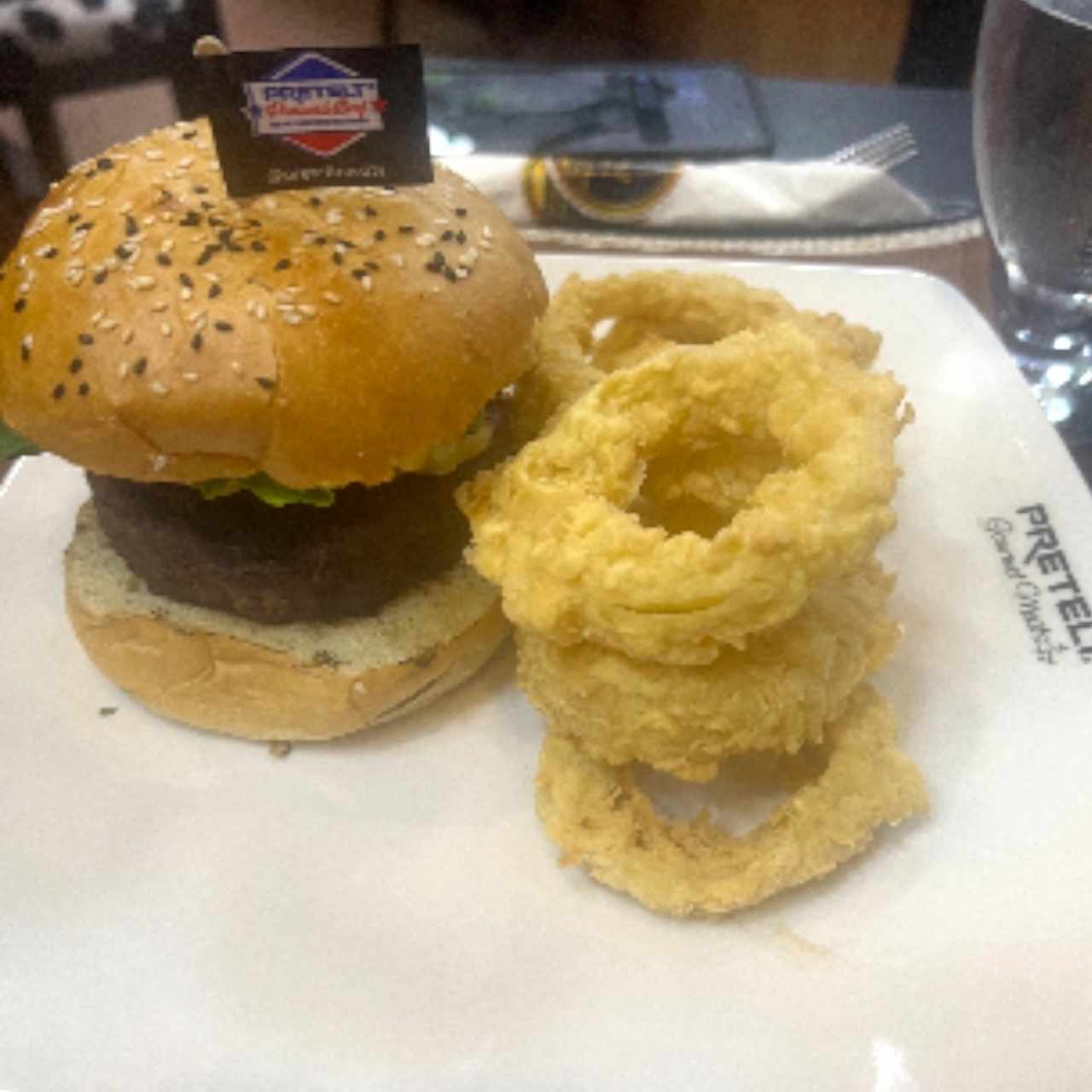 Pachos Burger Pretelt