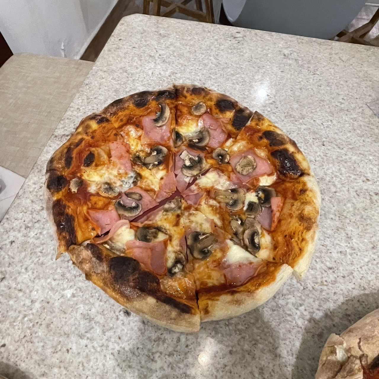 Pizza Hongos Jamon