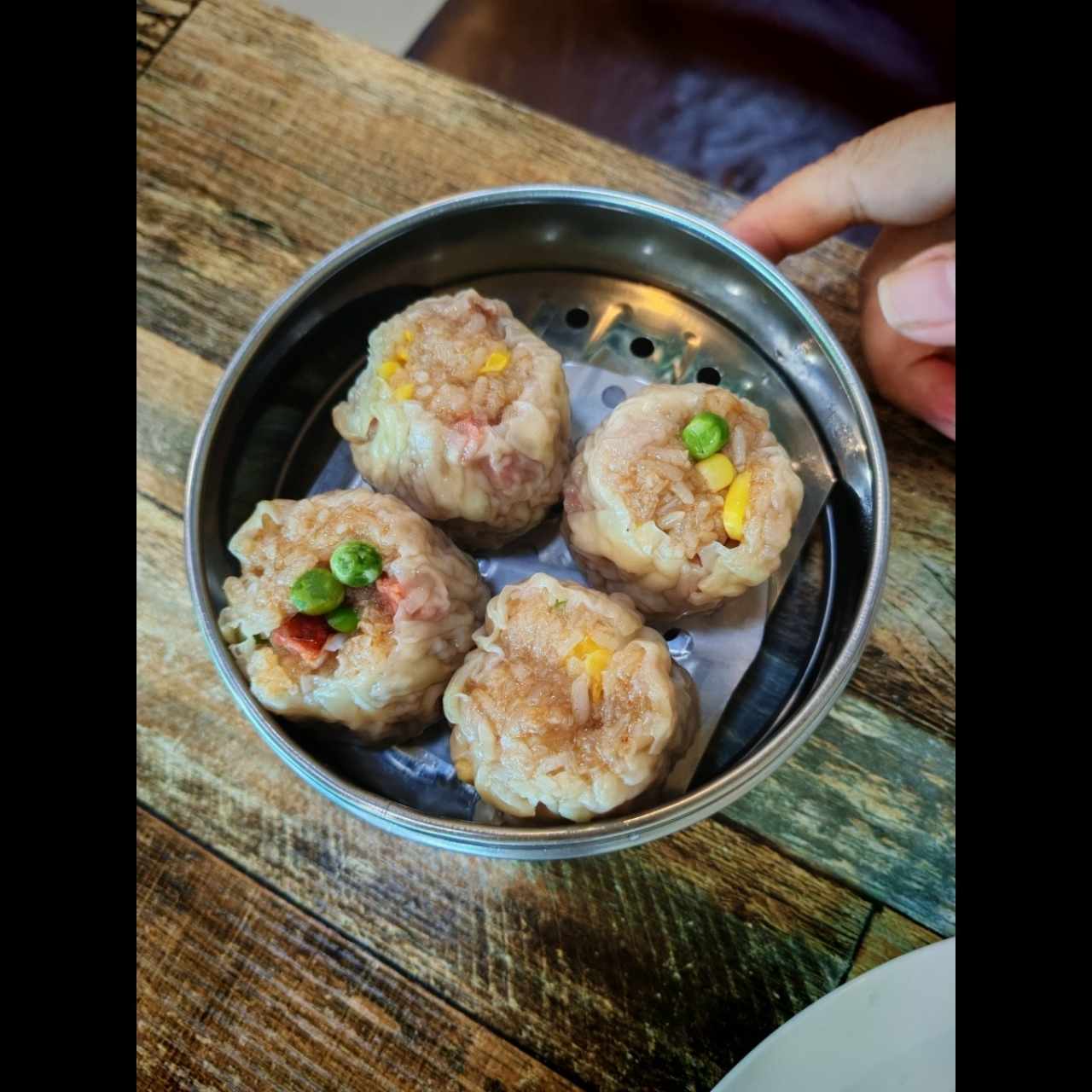 Dumplings de arroz pegajoso chorizo chino y maiz