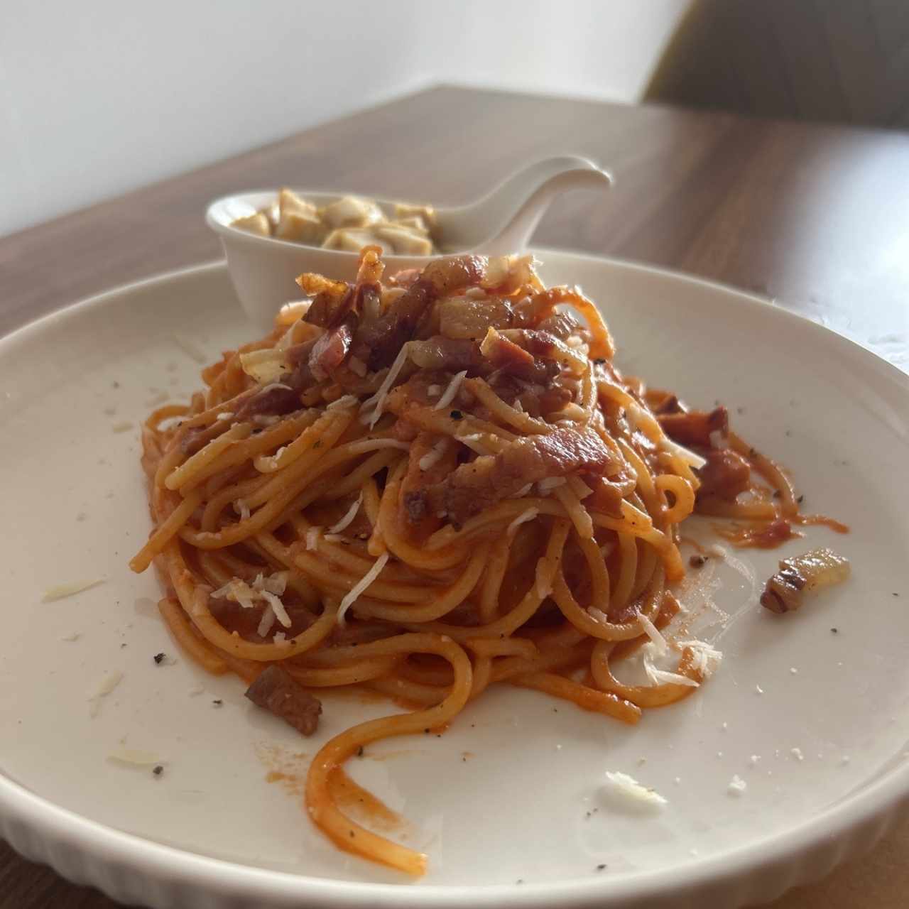 Spaguettone a la Amatriciana