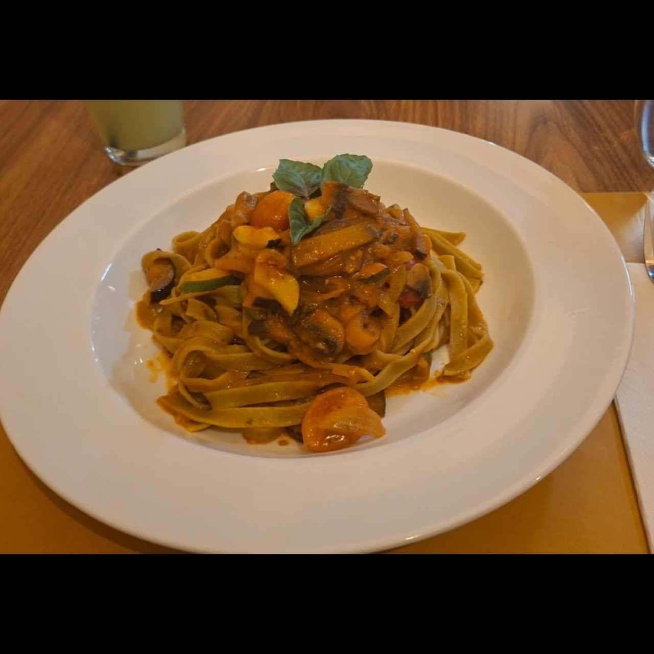 Fettuccine Verdi Alla Mediterranea