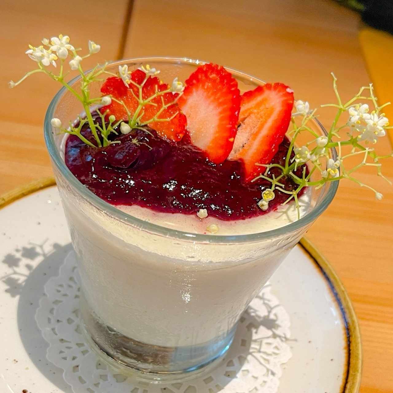 PANNA COTTA AI FRUTTI ROSSI