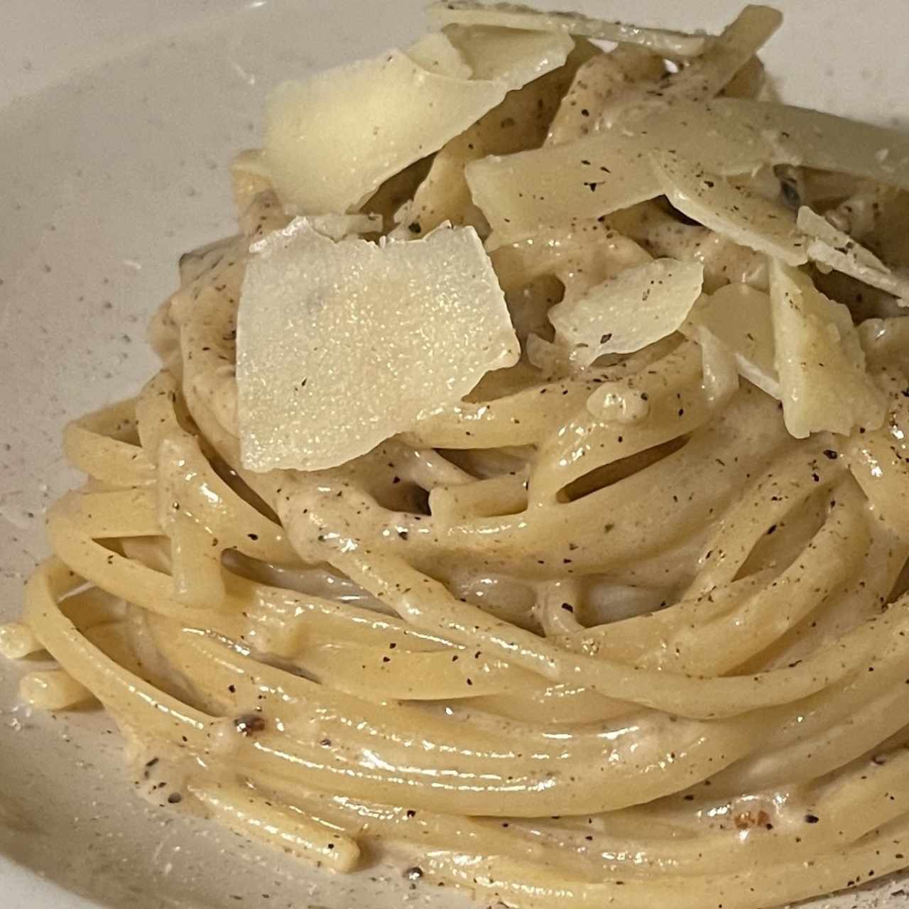 LA PASTA - Cacio e pepe