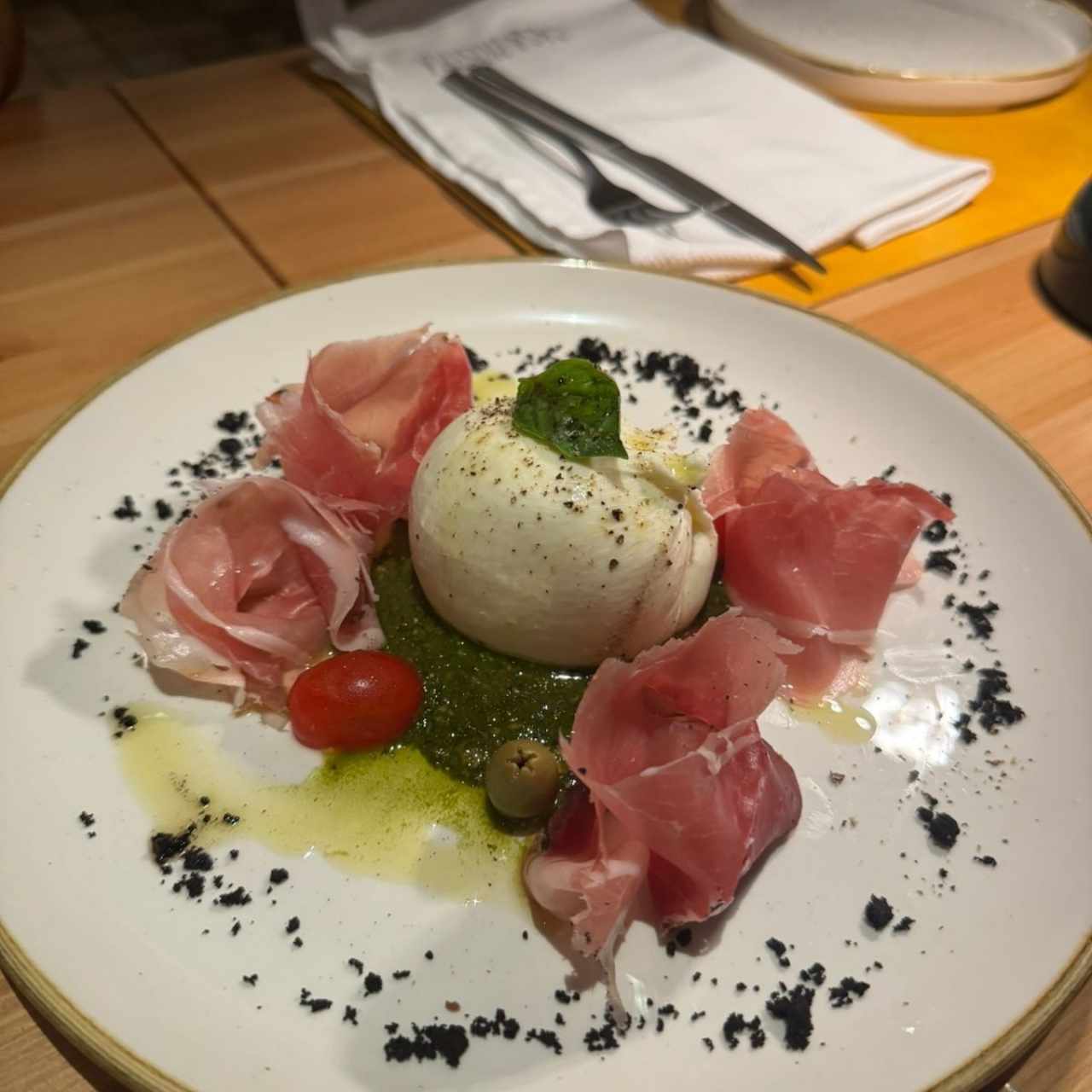 INSALATE - Burrata alla italy