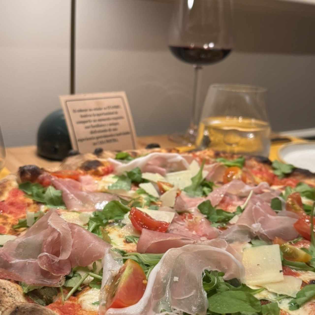 Pizza de proscuitto