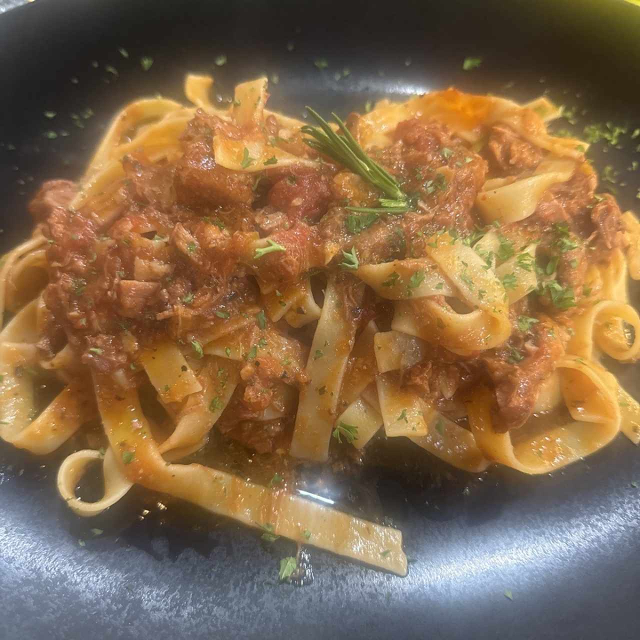 Fettuccine con Cordero 
