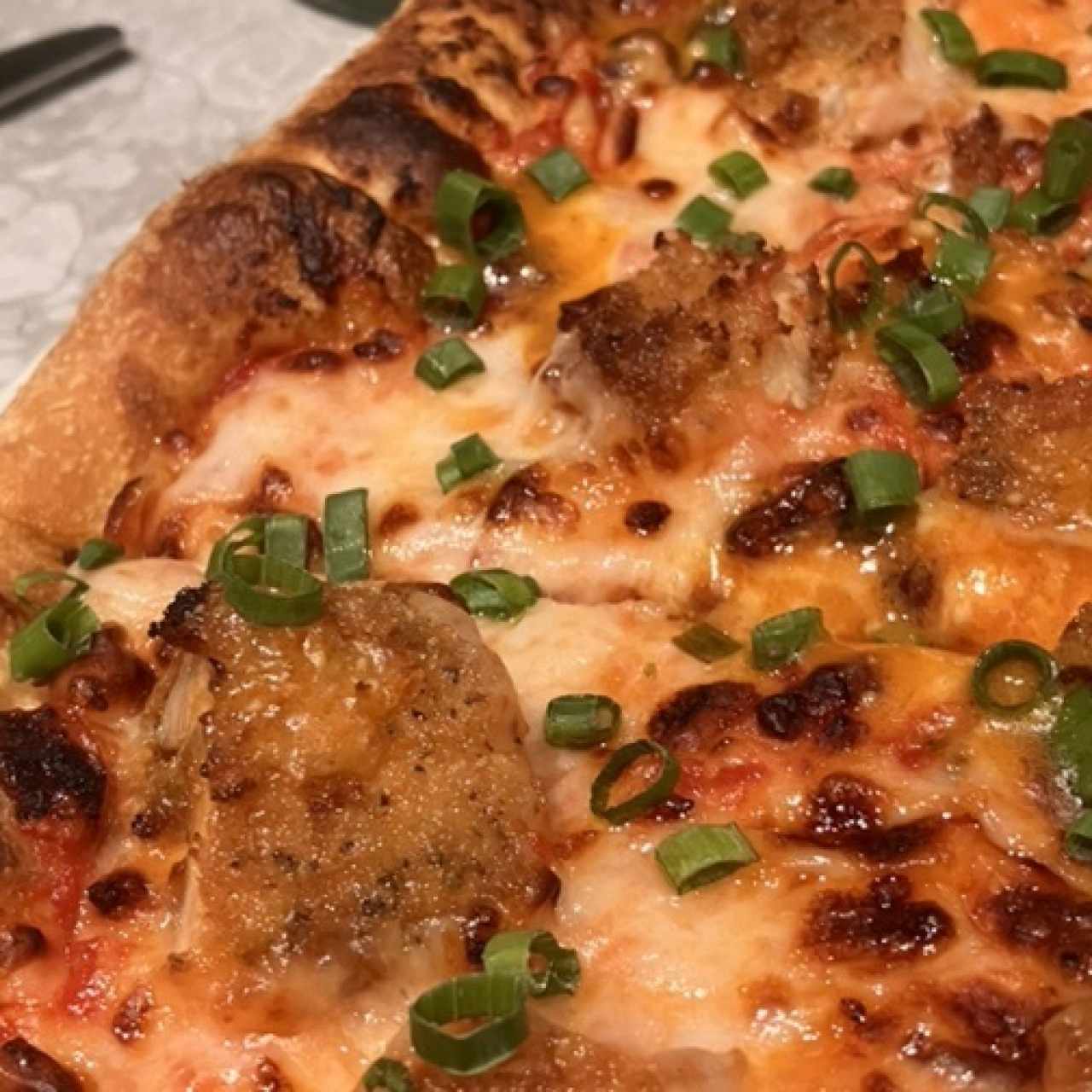Pizza de pollo búfalo 