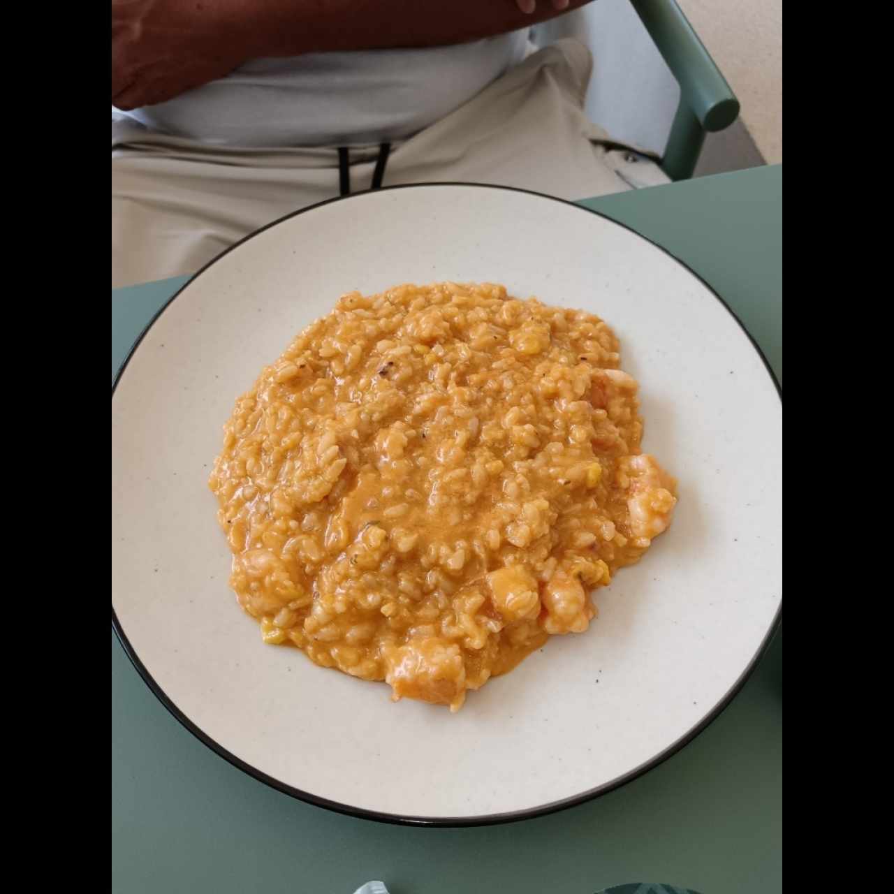Rissoto de langostinos y aguacate 