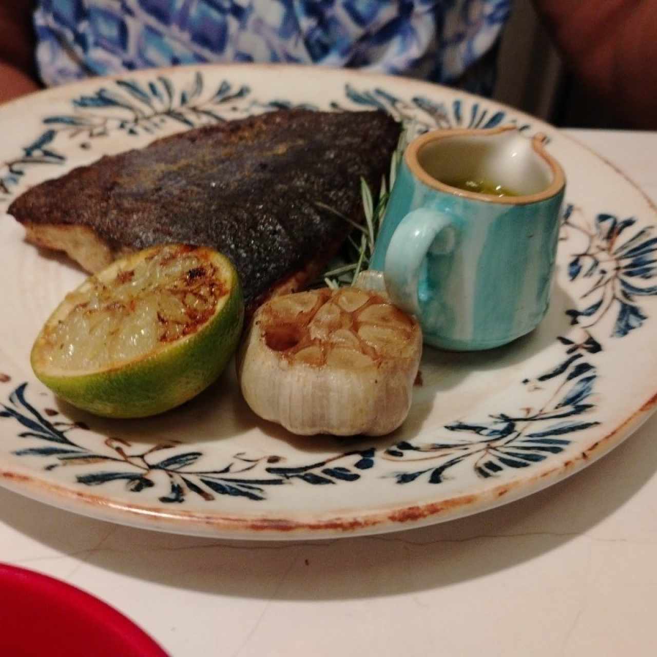 DORADO A LA BRASA EN REJILLAS