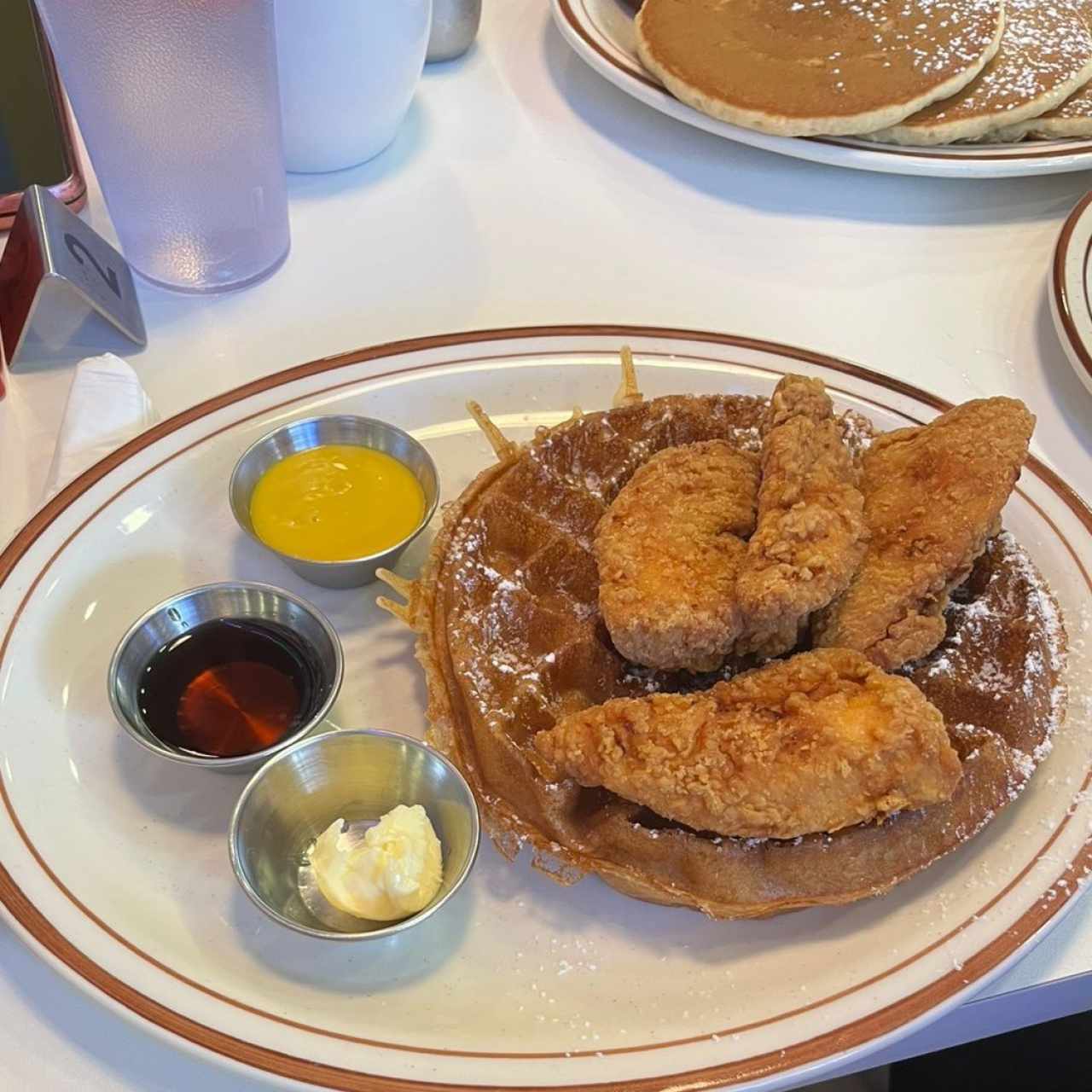 Chicken And Waffls 