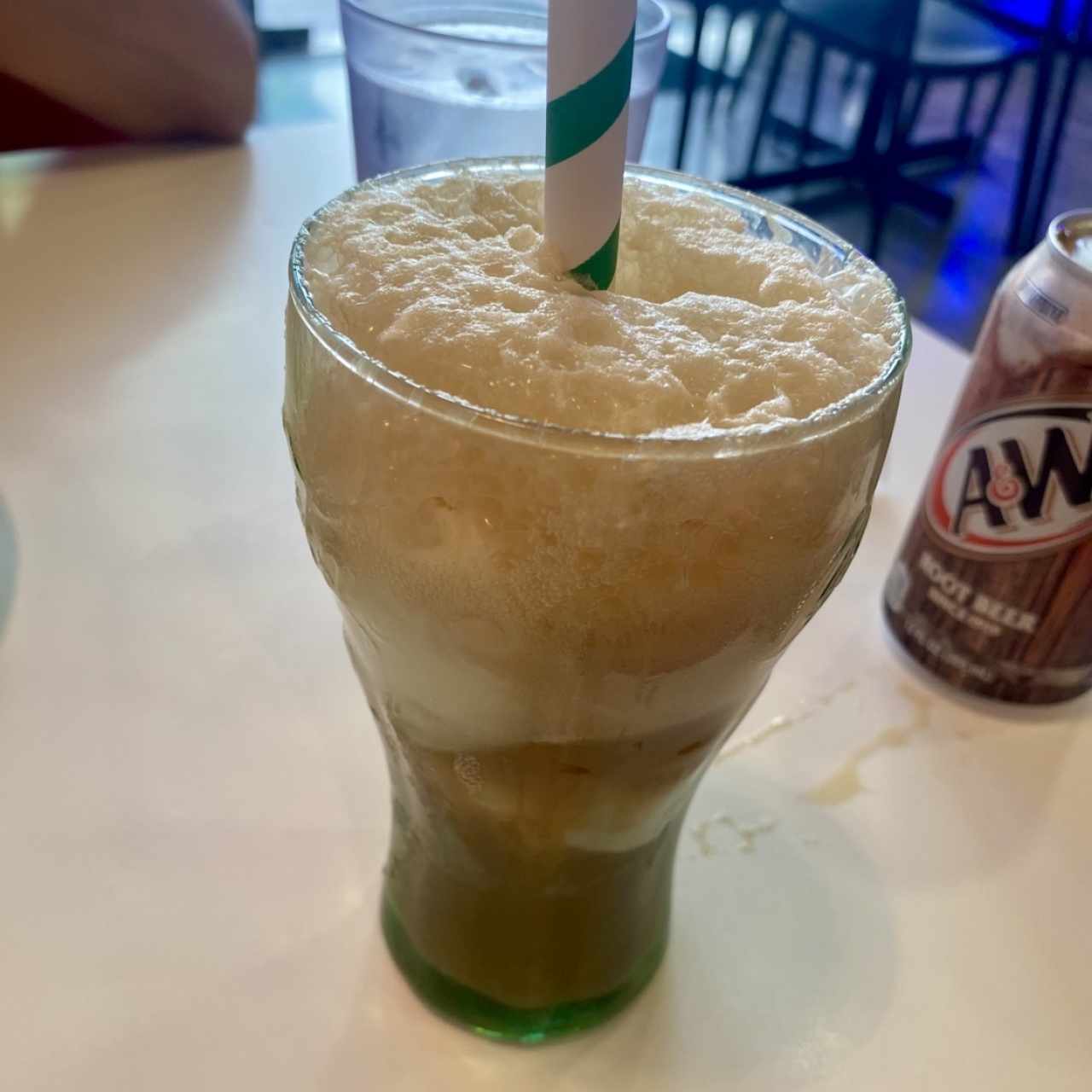 Soda float - root beer