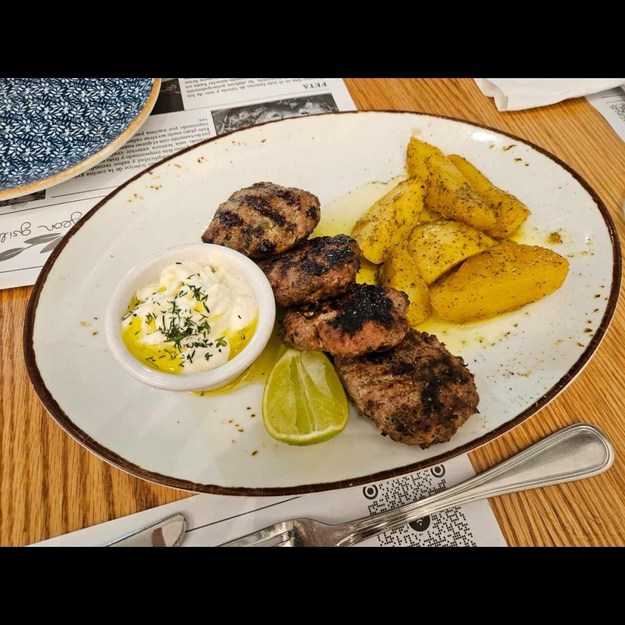 AL CARBÓN - BIFTÉKI