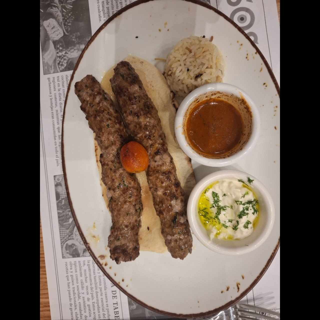 AL CARBÓN - NISOS KEBAB