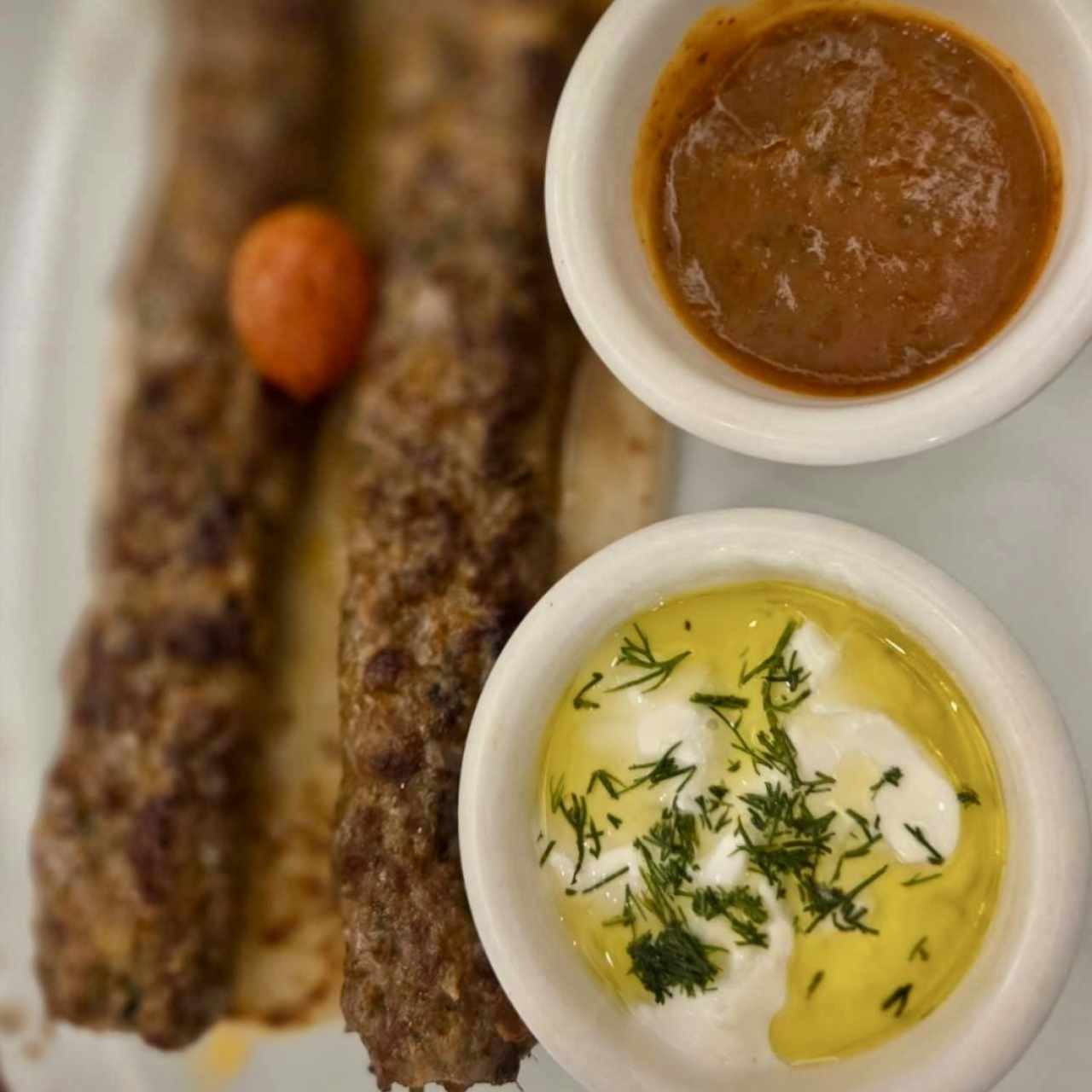 AL CARBÓN - NISOS KEBAB