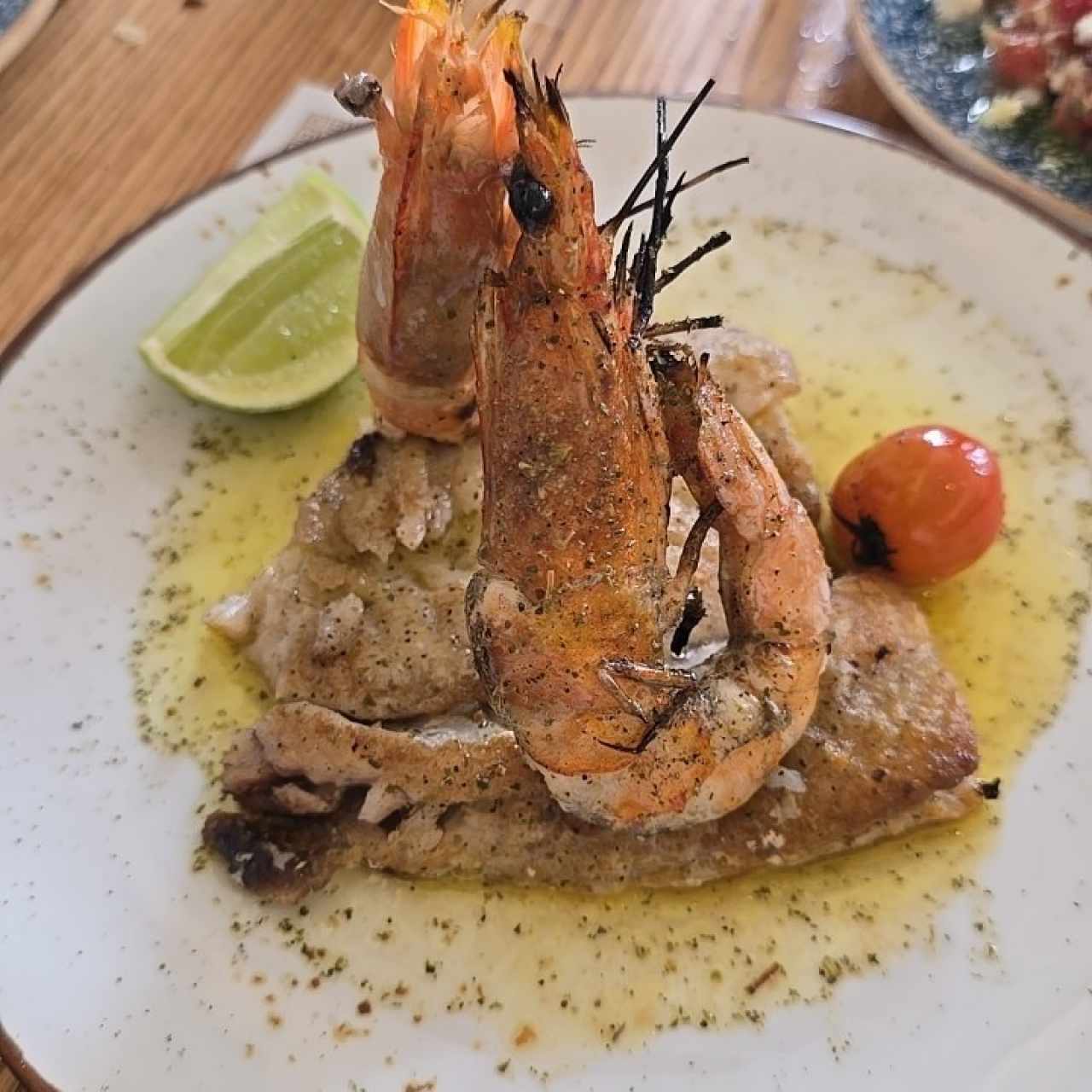 Mero con langostinos