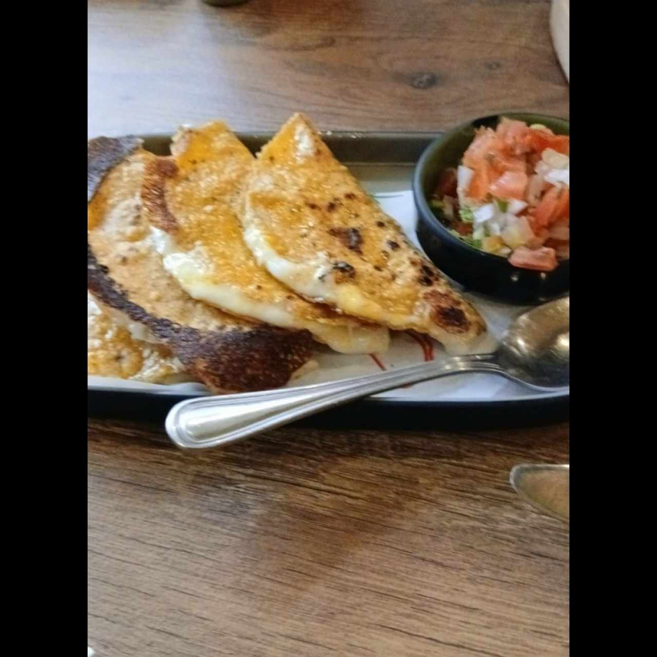 quesadillas 