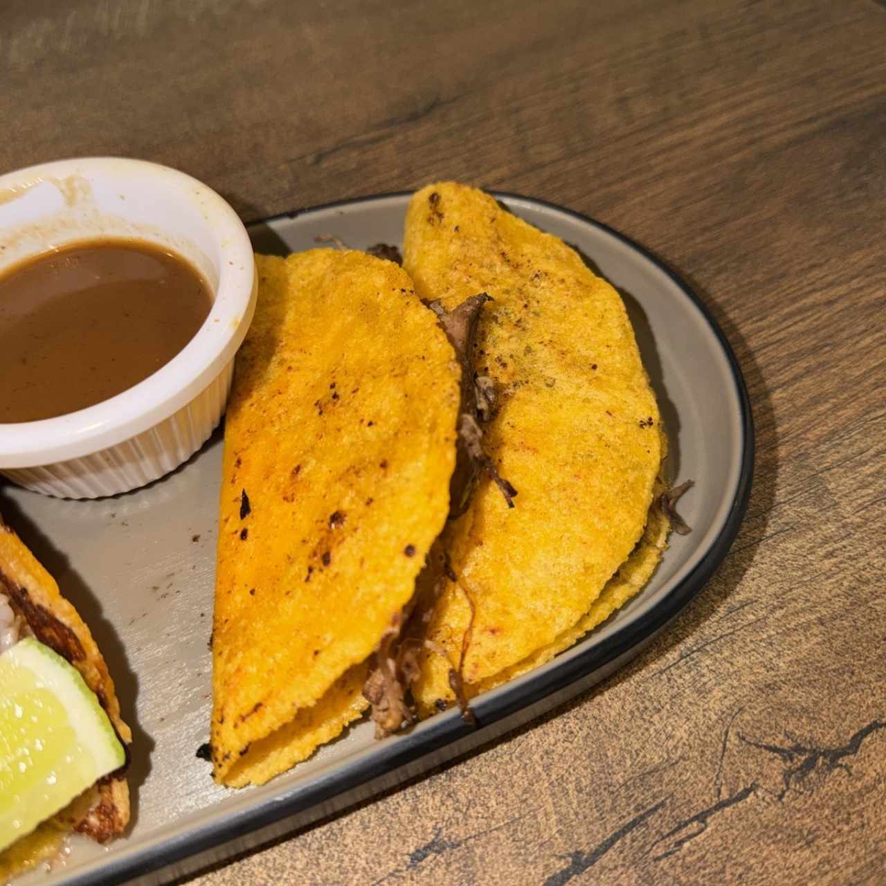Tacos de birria de res
