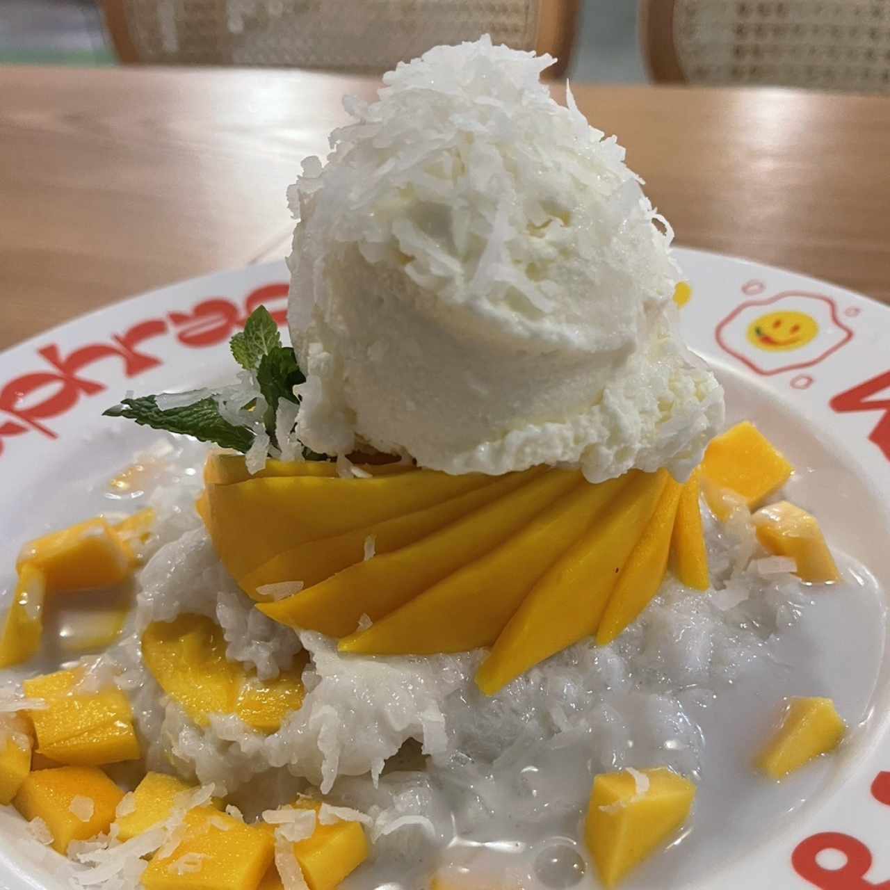Mango sticky rice