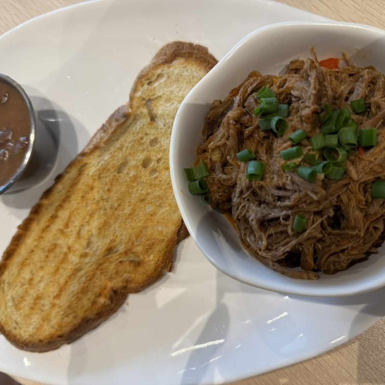 Extra de pan masa madre, ropa vieja, porotoa