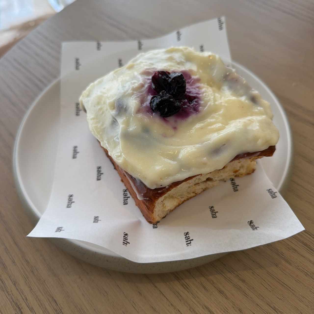 Blueberry cream cinamon roll