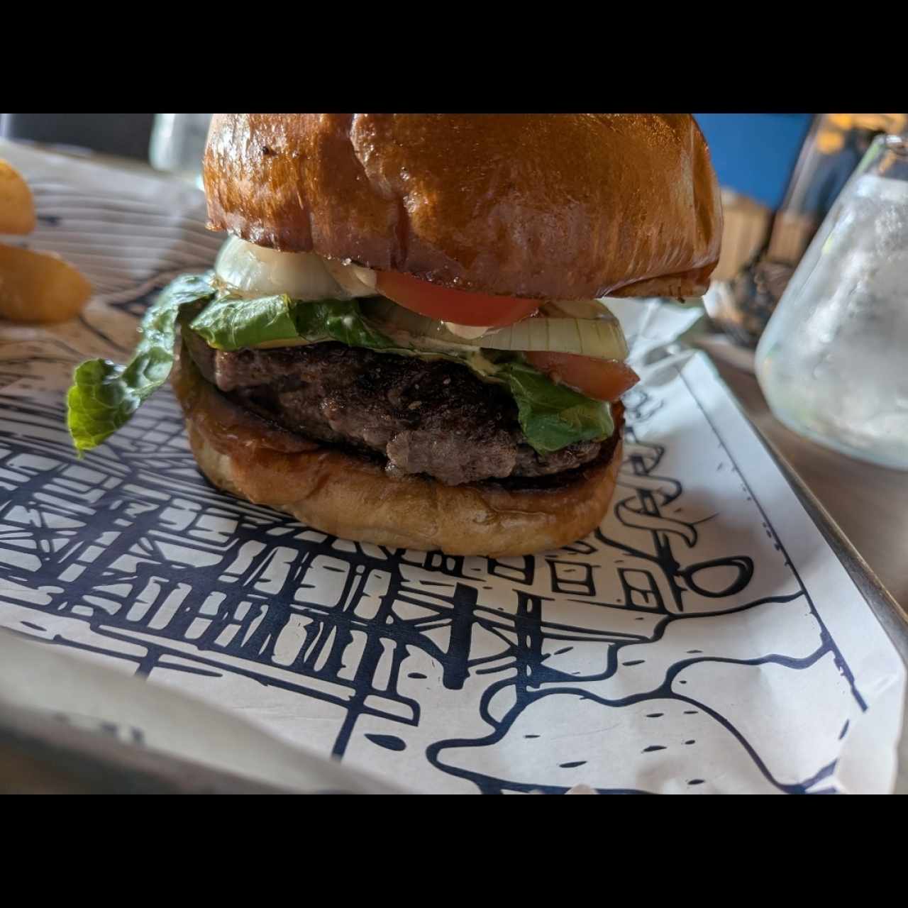 Burger & Sandwiches - AMERICAN BURGER