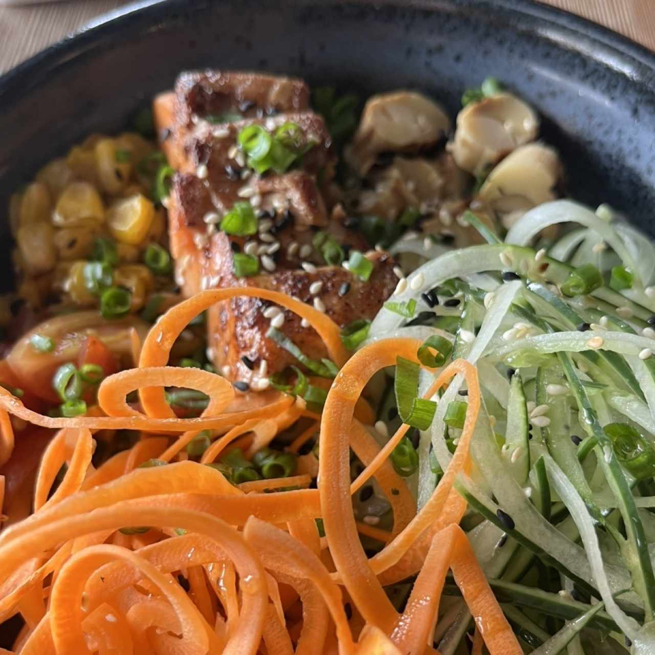 Poke salmon 