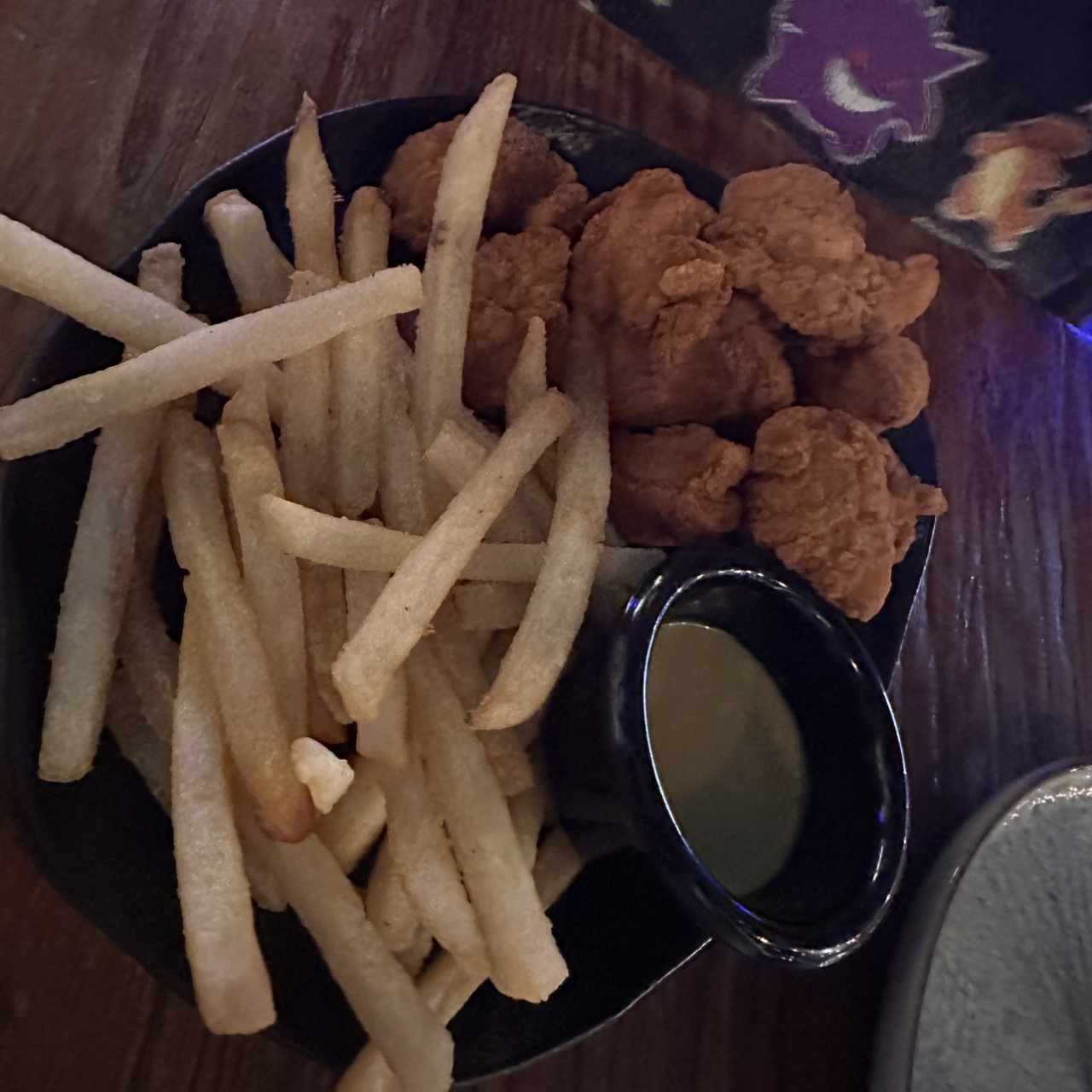 Kids Menú - CHICKEN TENDERS