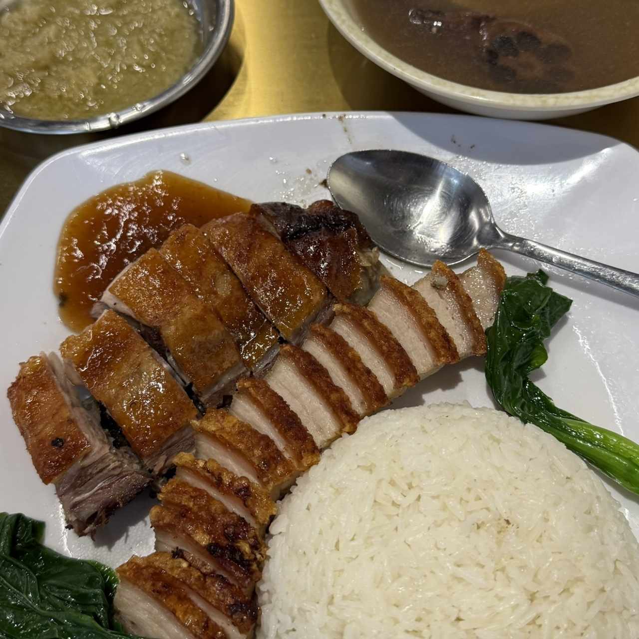 Duo de asado con arroz blanco 