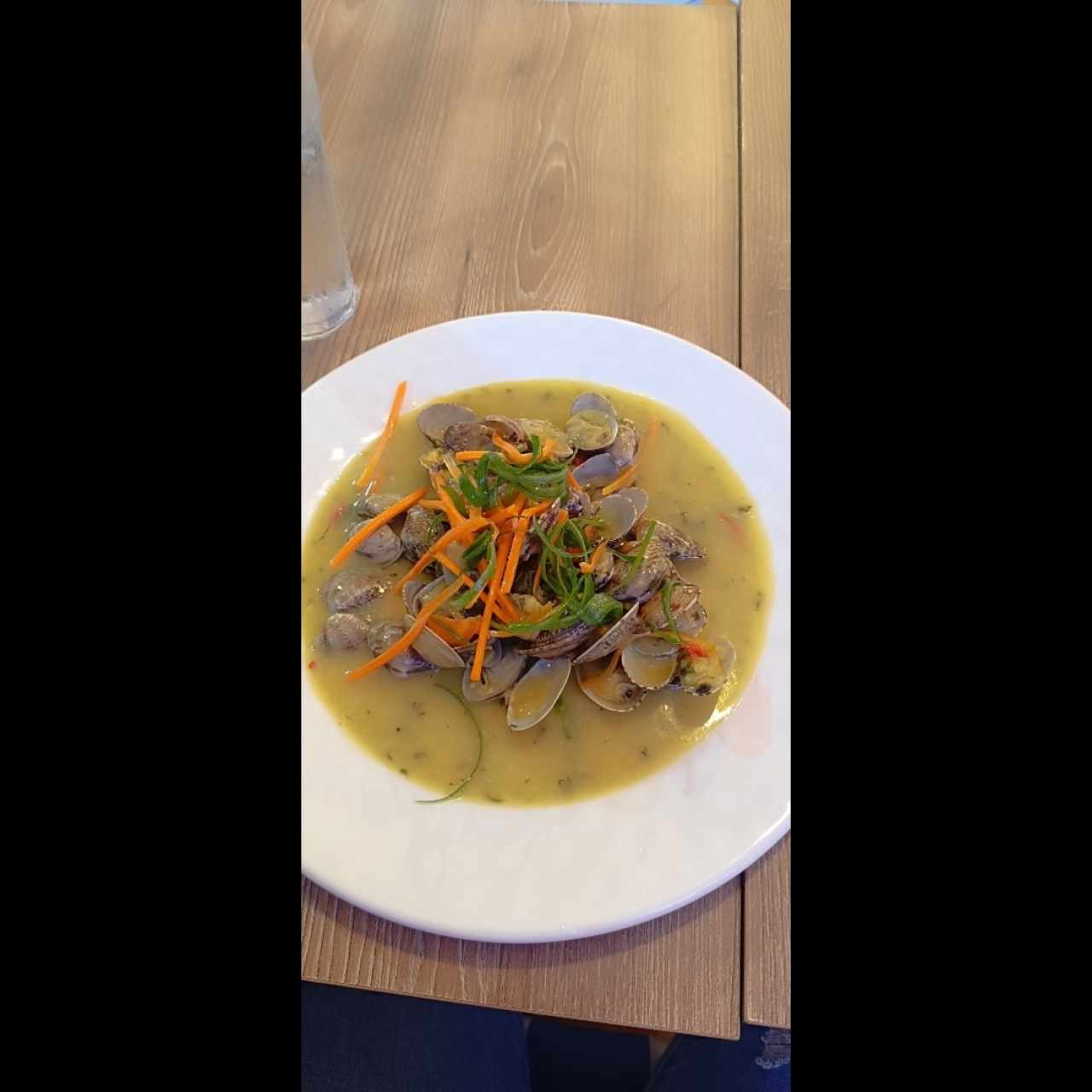 almejas al ajillo 