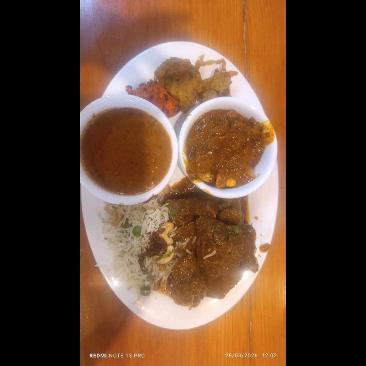 lentejas, arroz basmati, mutton curry.alo chana