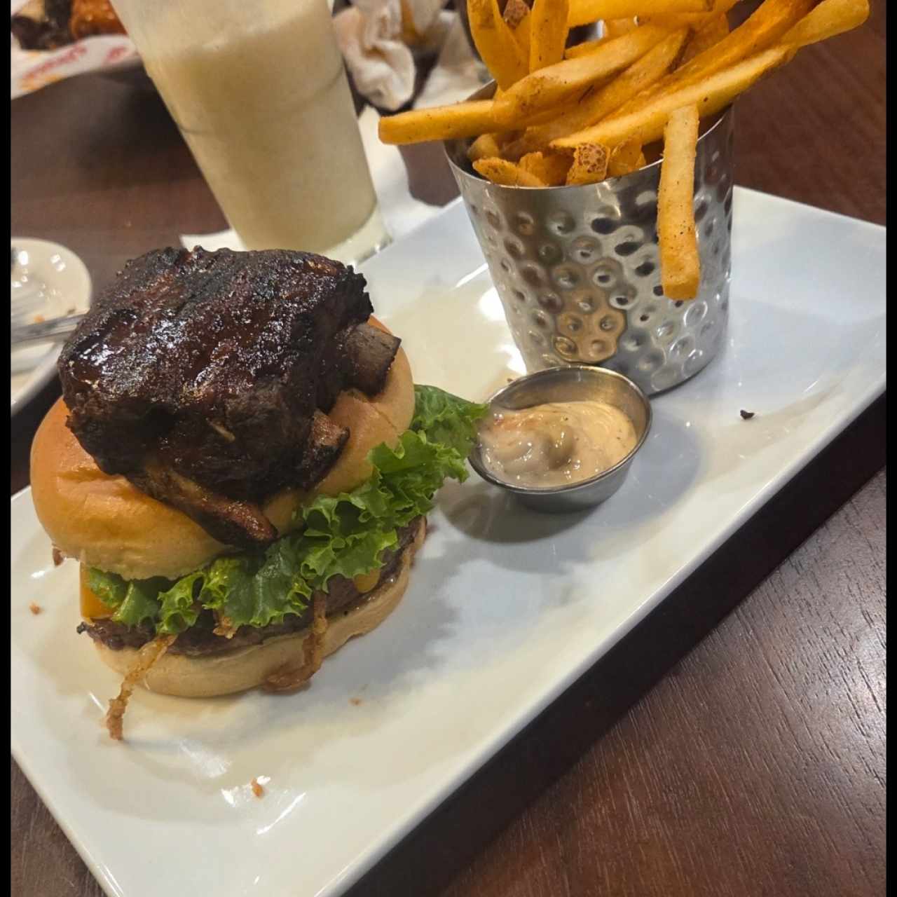 duelling BBQ big AF Burger 
