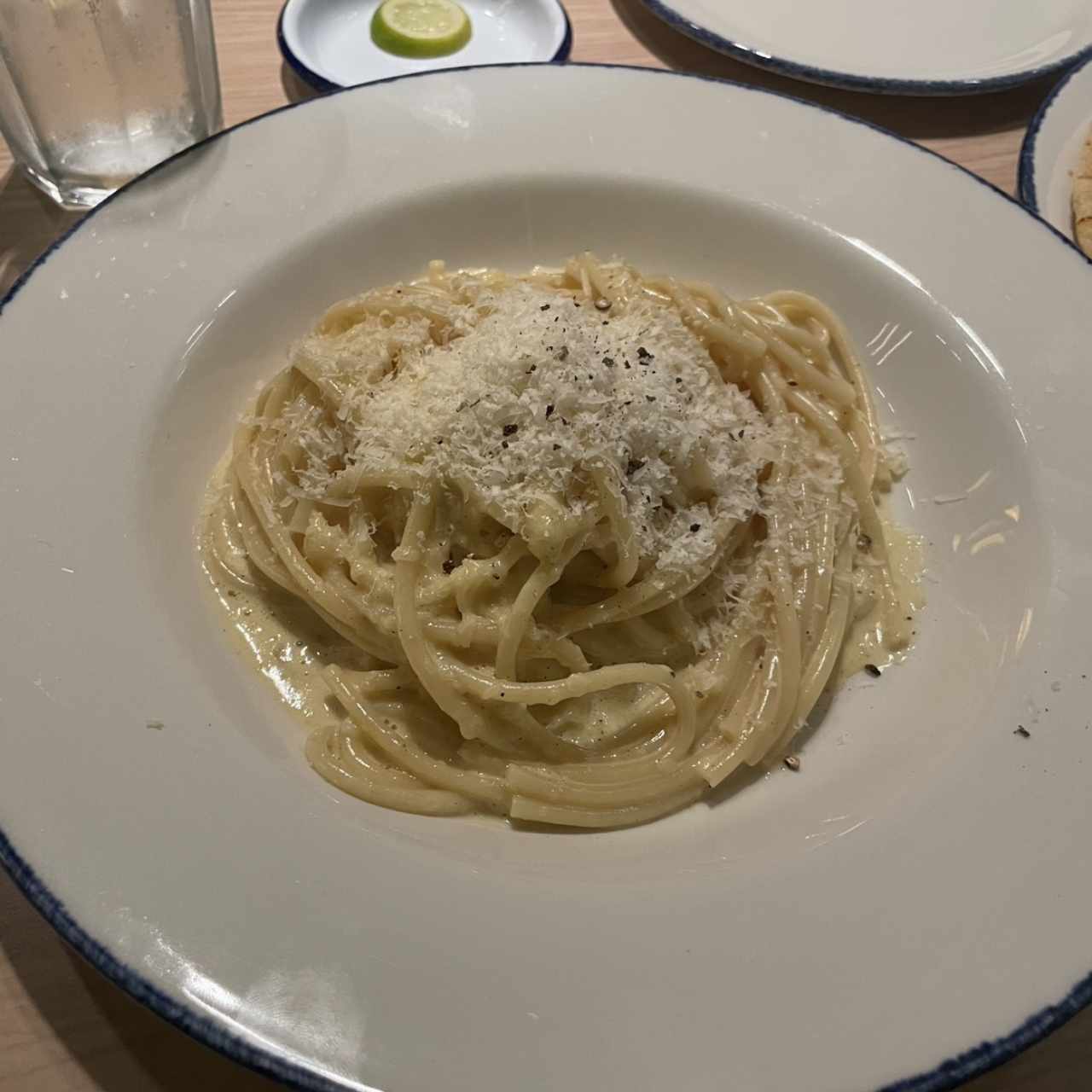 BUCATINI CACIO E PEPE