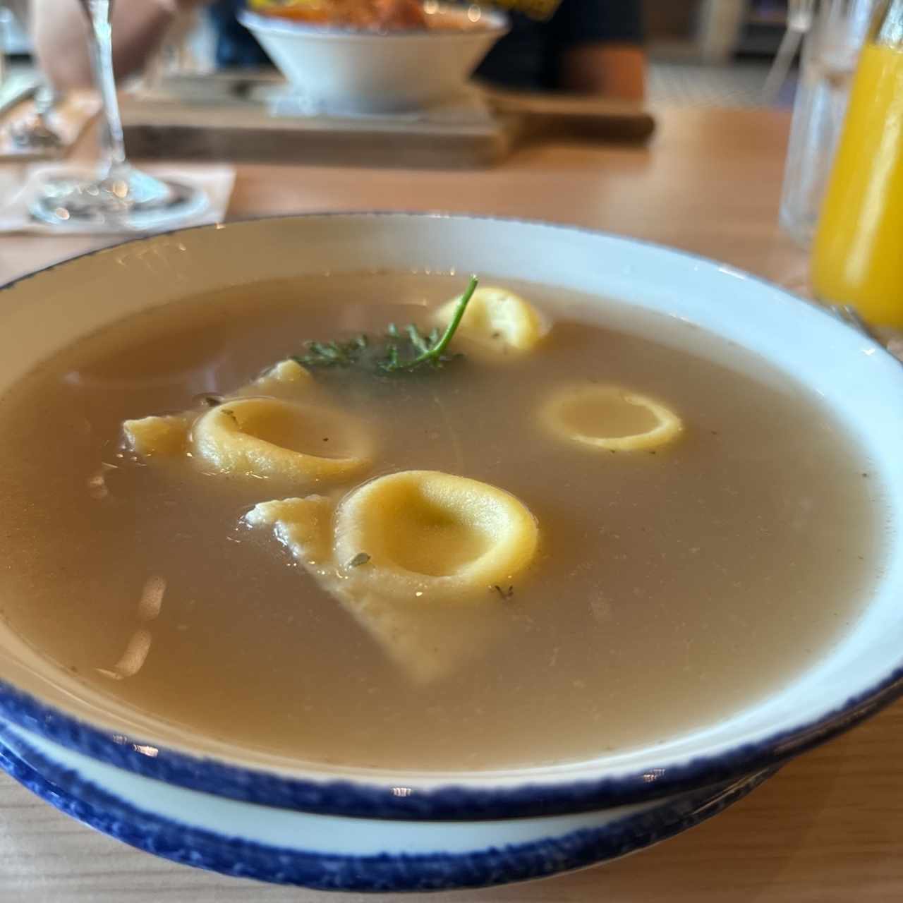 ZUPPE - TORTELLONI IN BRODO