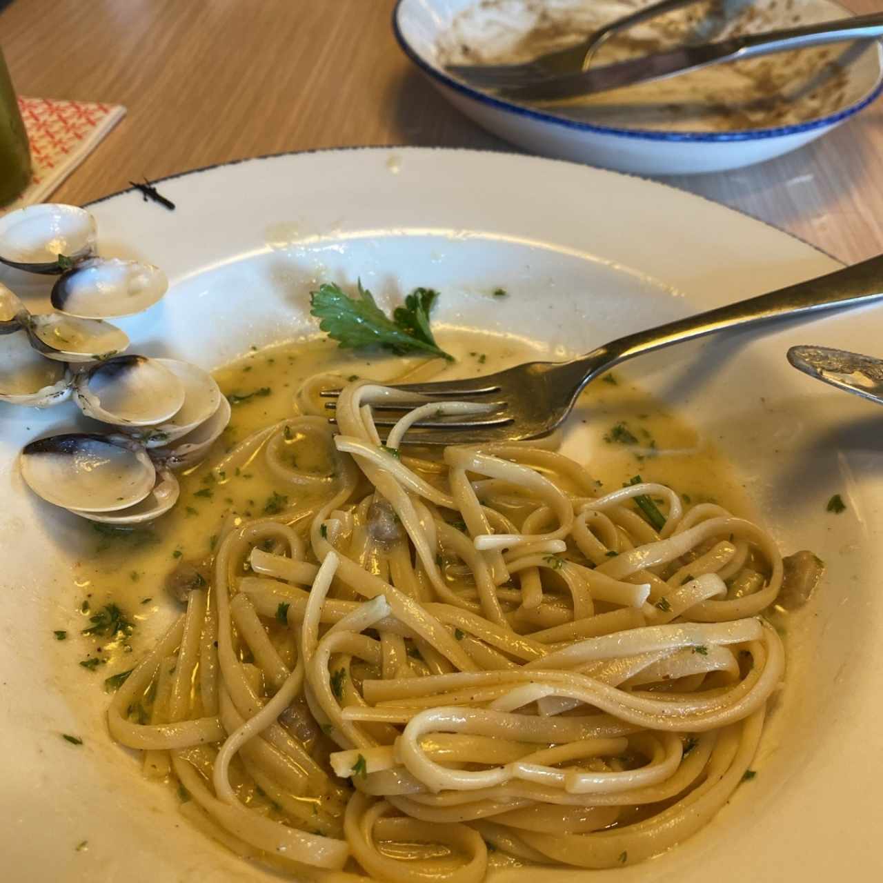 PASTA - LINGUINI VONGOLE