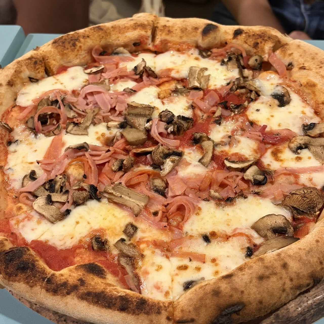 PIZZAS TRADICIONALES - PROSCIUTTO FUNGHI