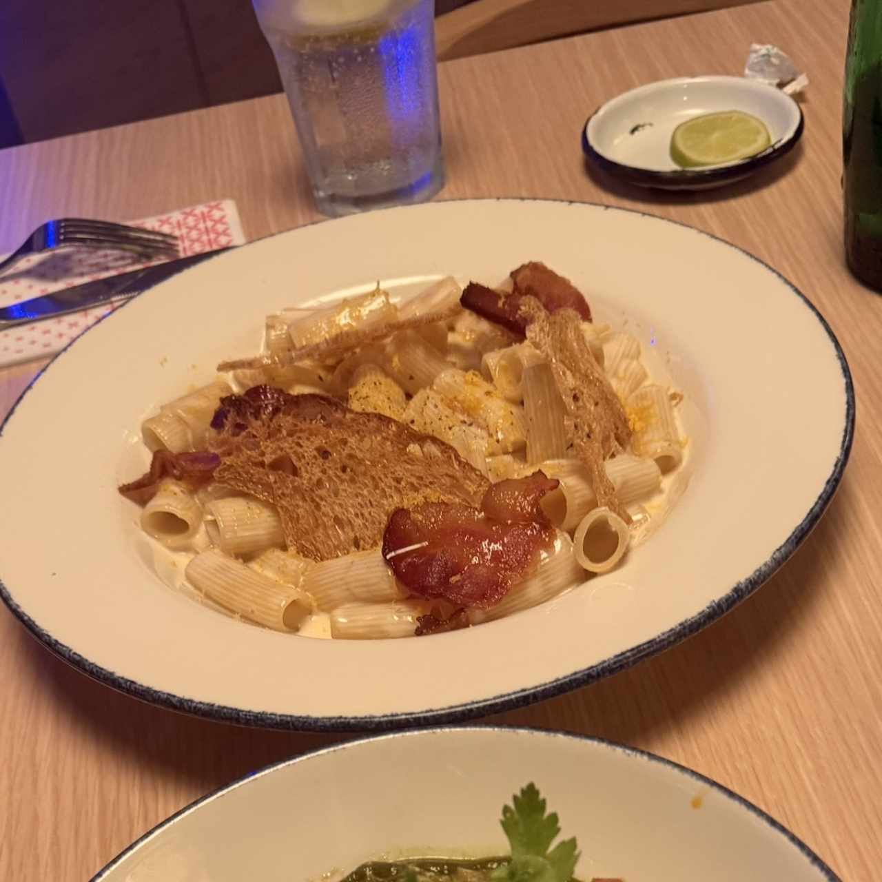 FETUCCINI AGLIO, OLIO E GAMBERETTI
