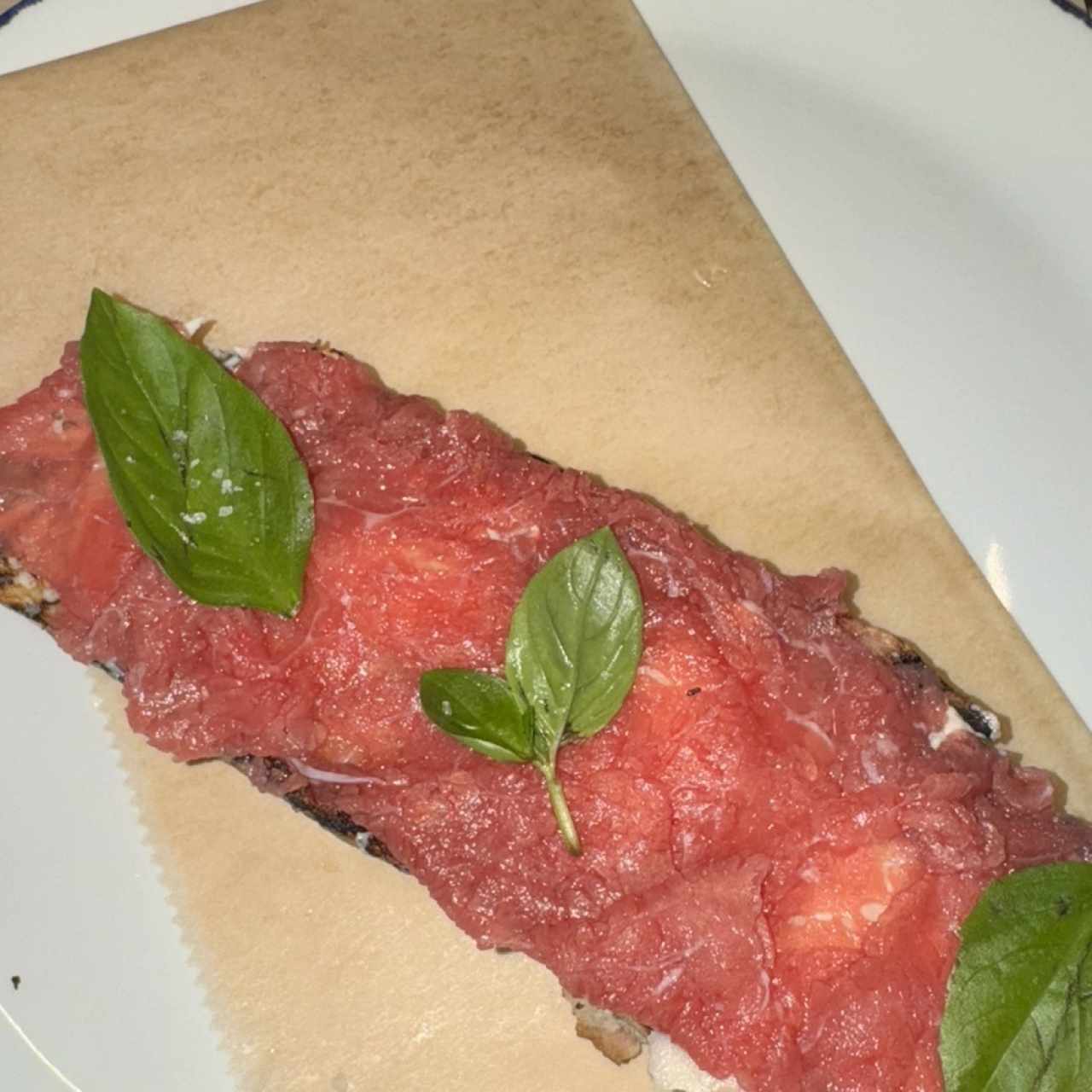 CROSTINI DI CARPACCIO AL TARTUFO