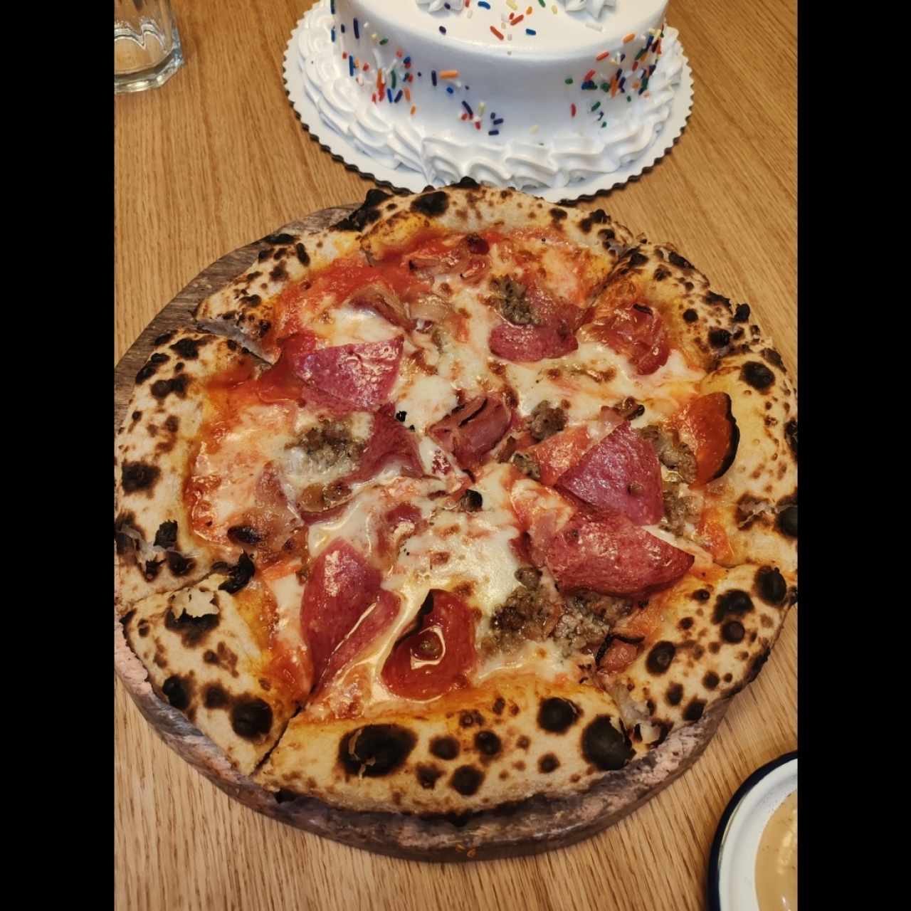 PIZZAS TRADICIONALES - CARNIVOR