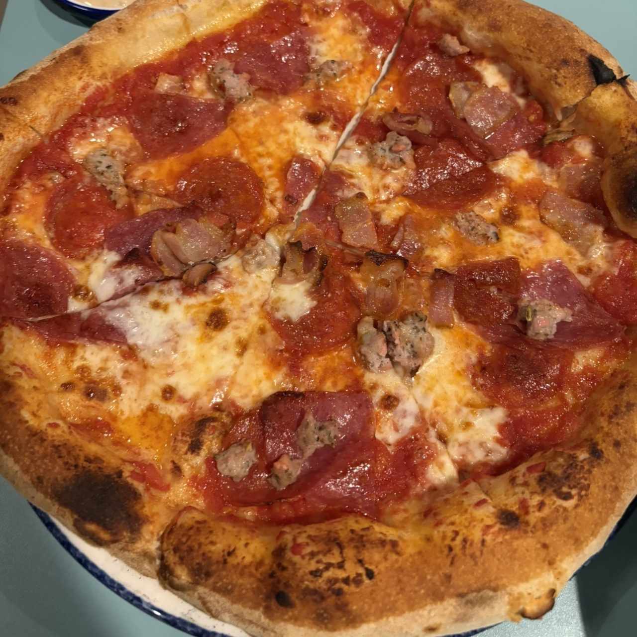 PIZZAS TRADICIONALES - CARNIVOR