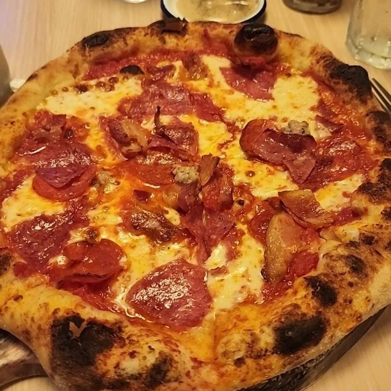 PIZZAS TRADICIONALES - CARNIVOR