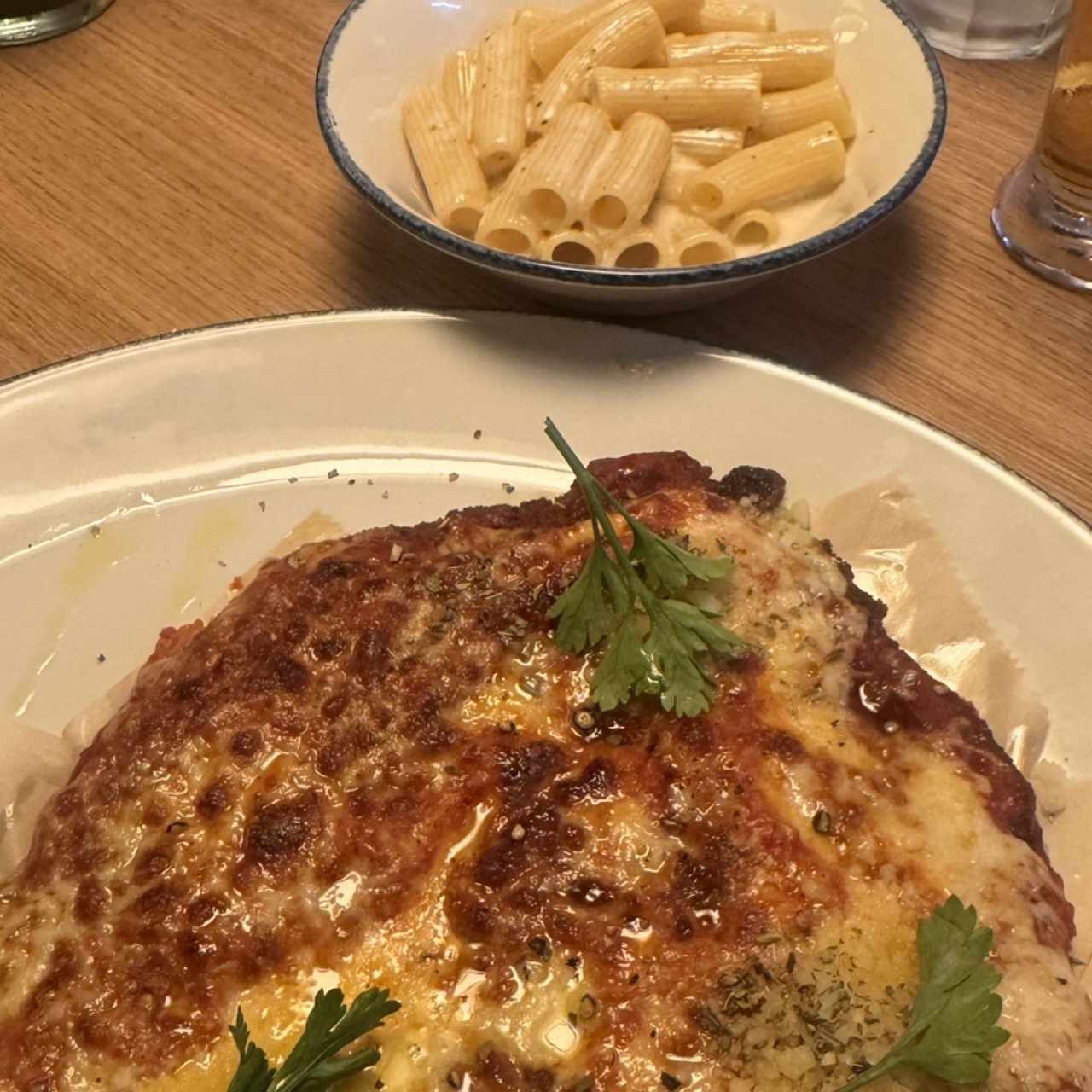 SECONDI PIATTI - MILANESA DE POLLO