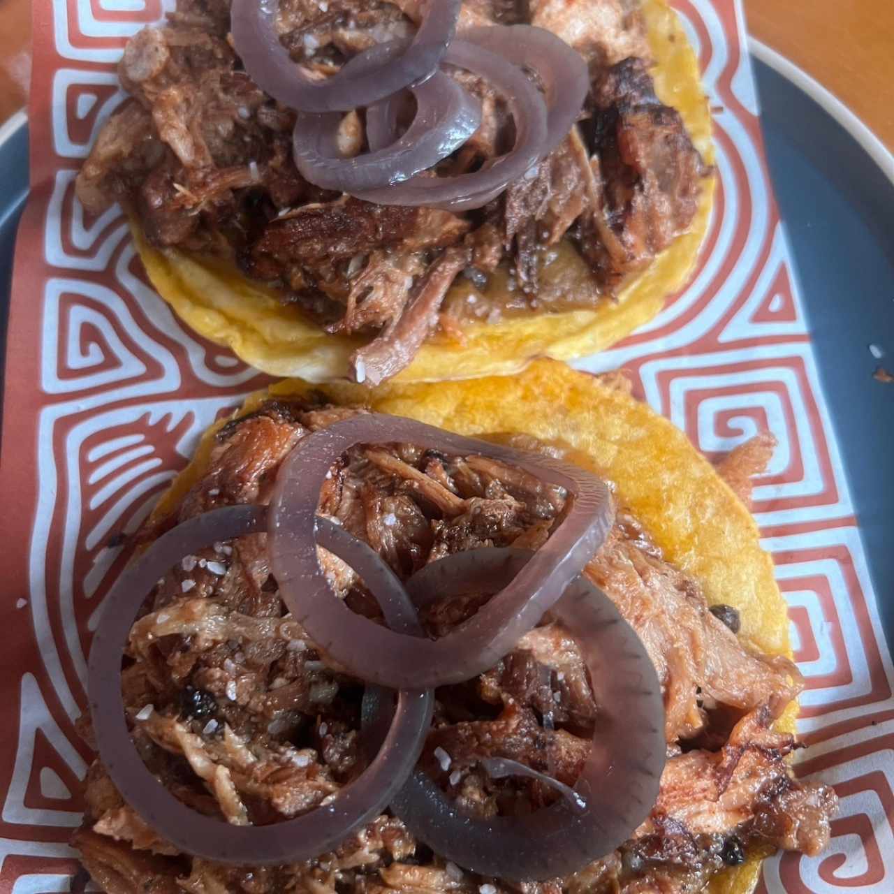 Cerdo y Tamal de Olla