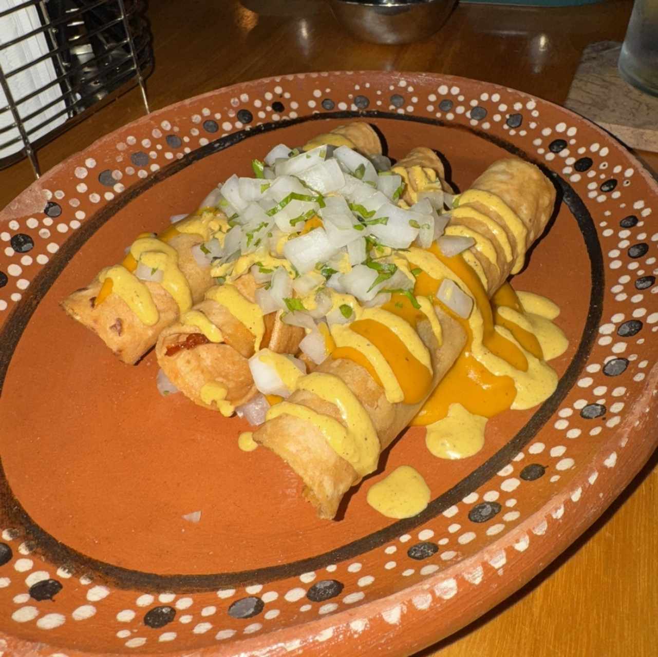 Flautas de pollo