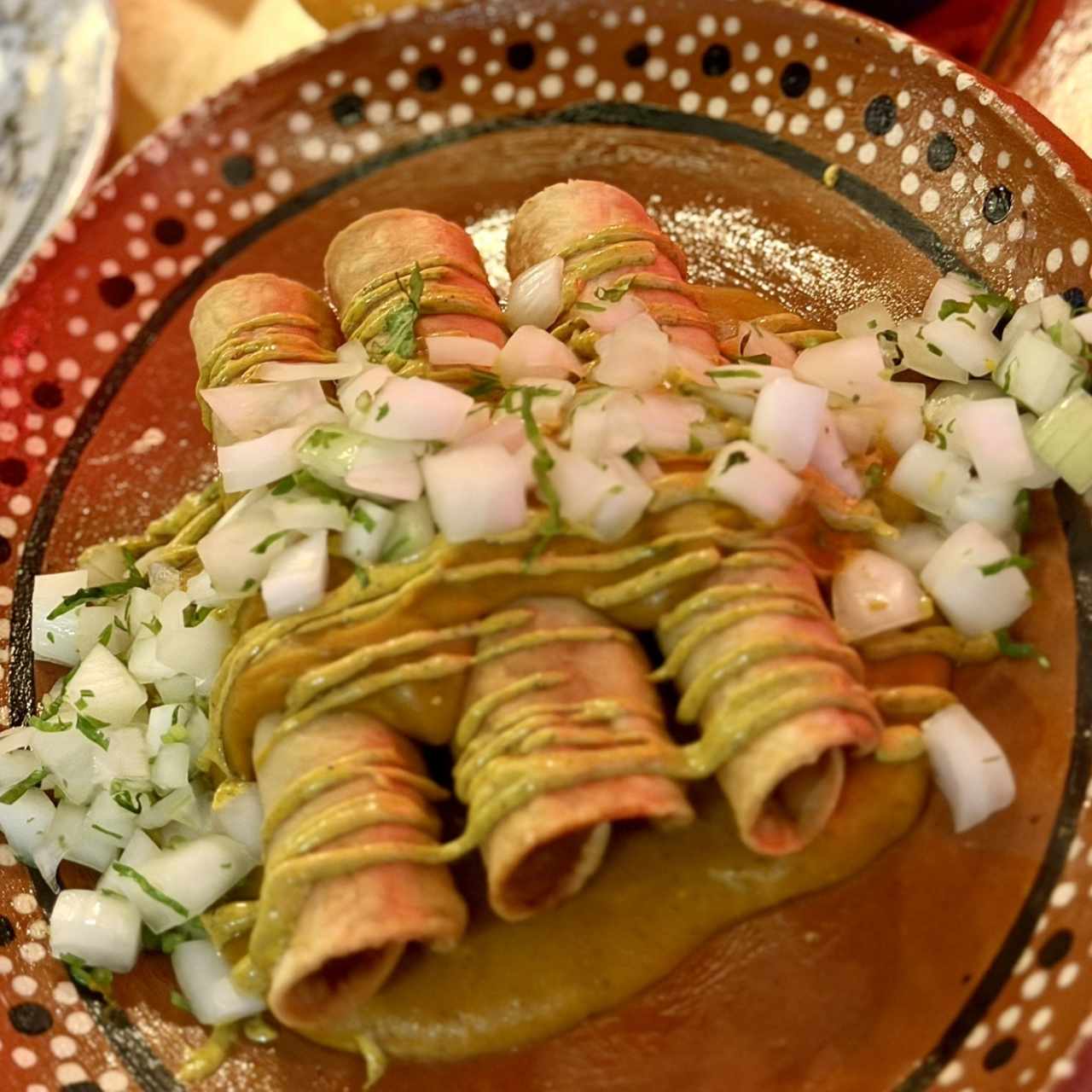 Flautas de pollo
