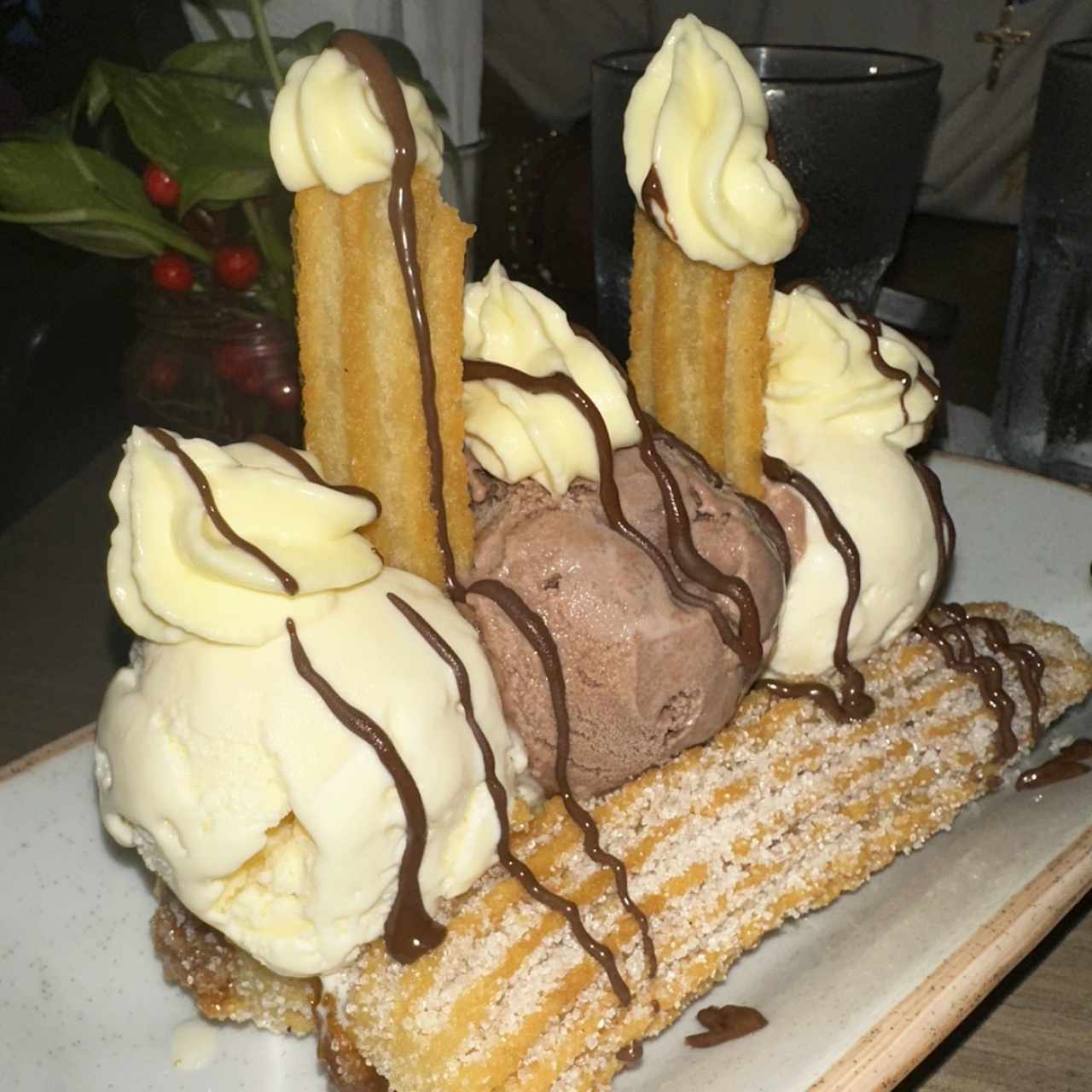 Split churros rellenos manjer con helado