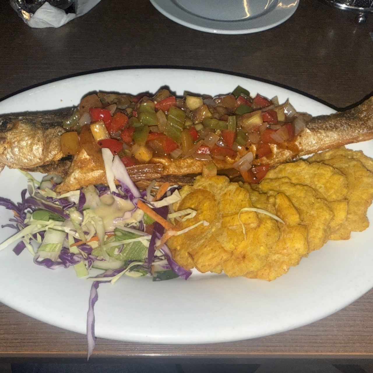 Corvina Frita en Salsa Criolla